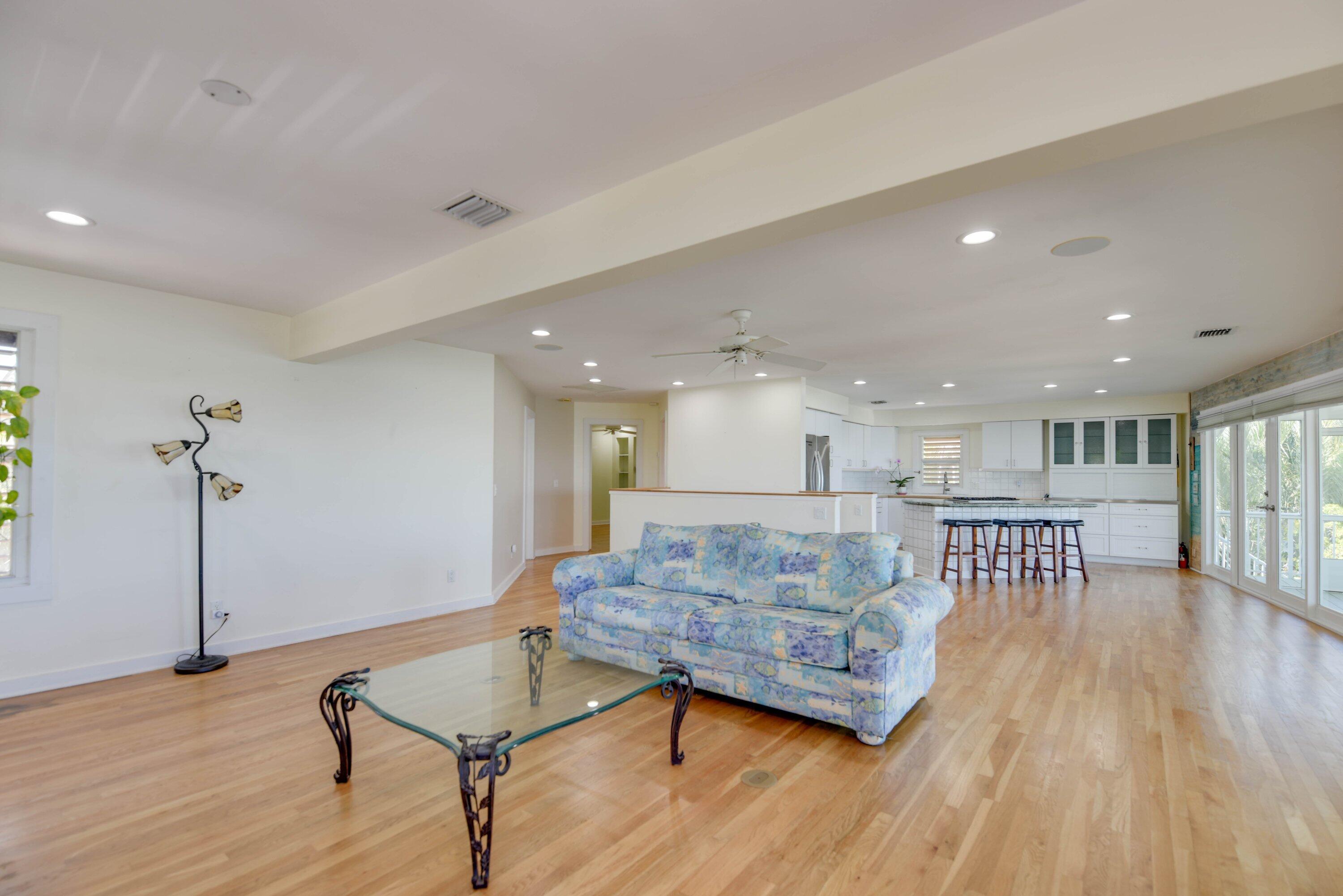 345 South Point Drive