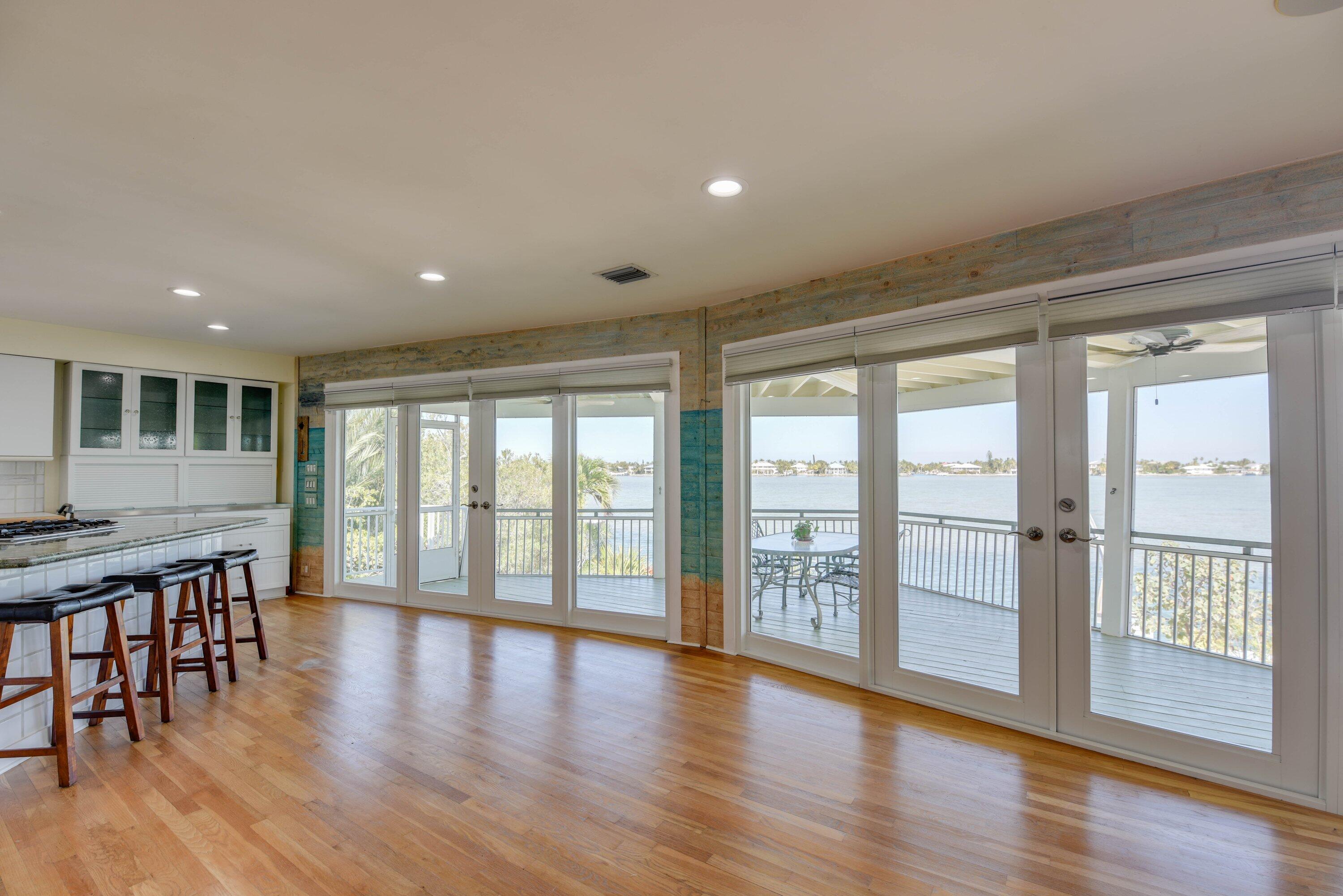 345 South Point Drive