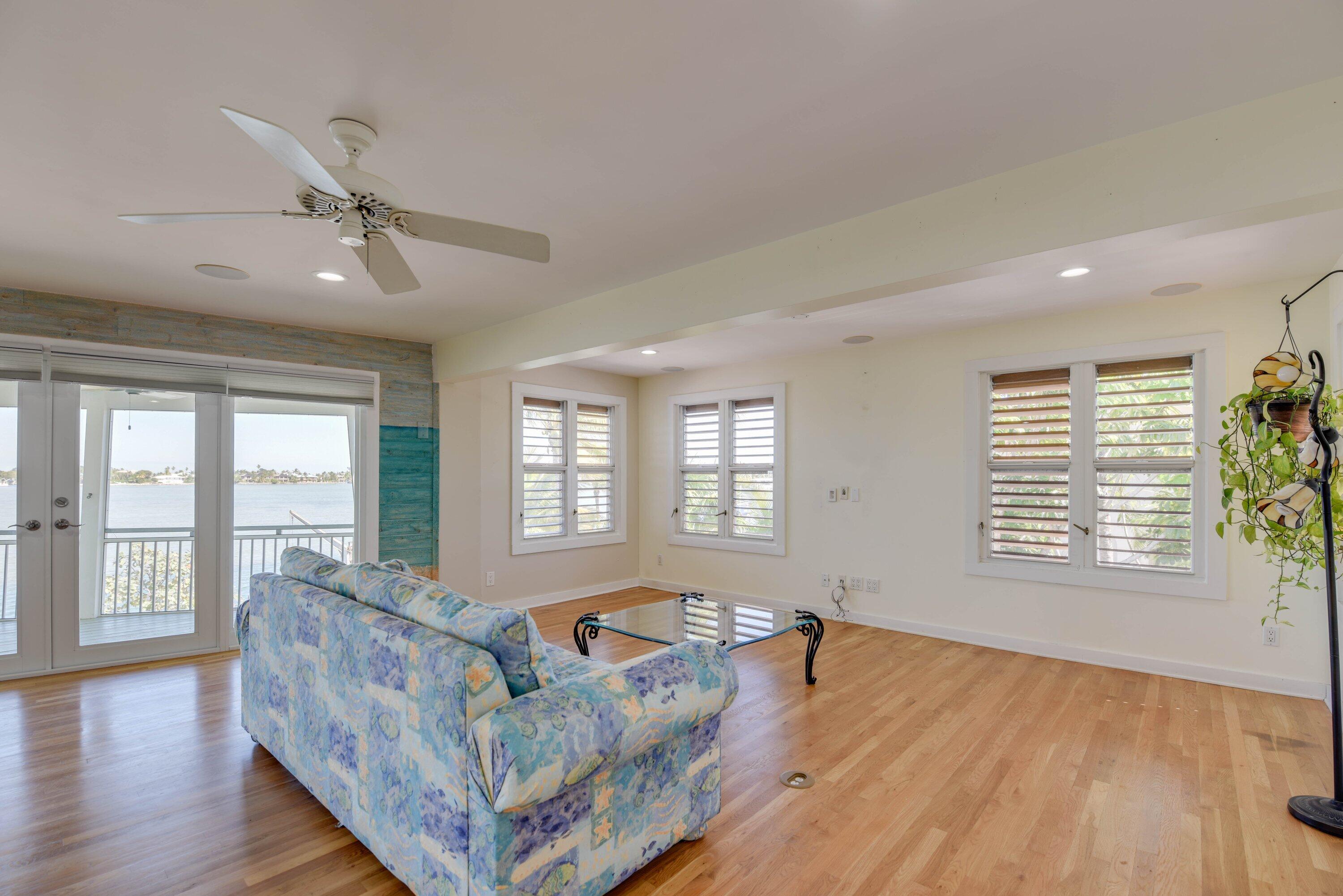 345 South Point Drive