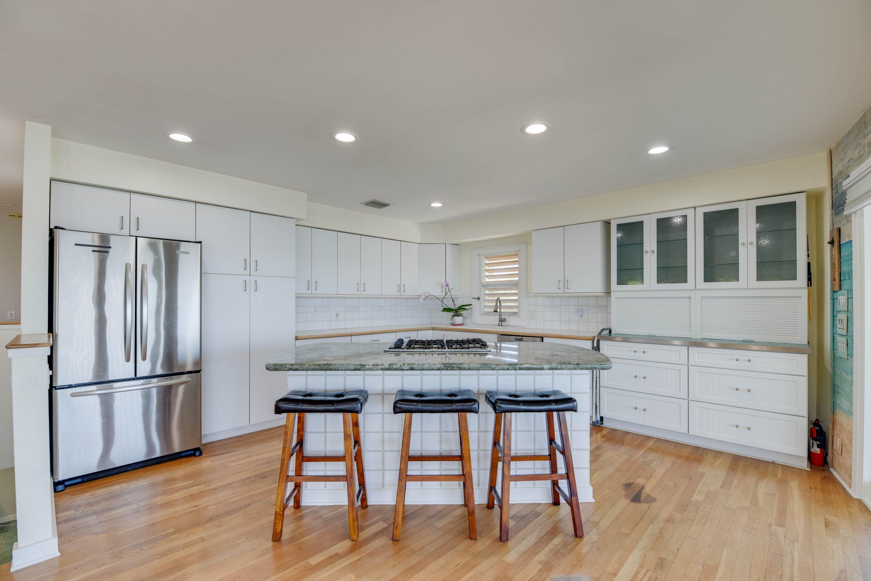 345 South Point Drive