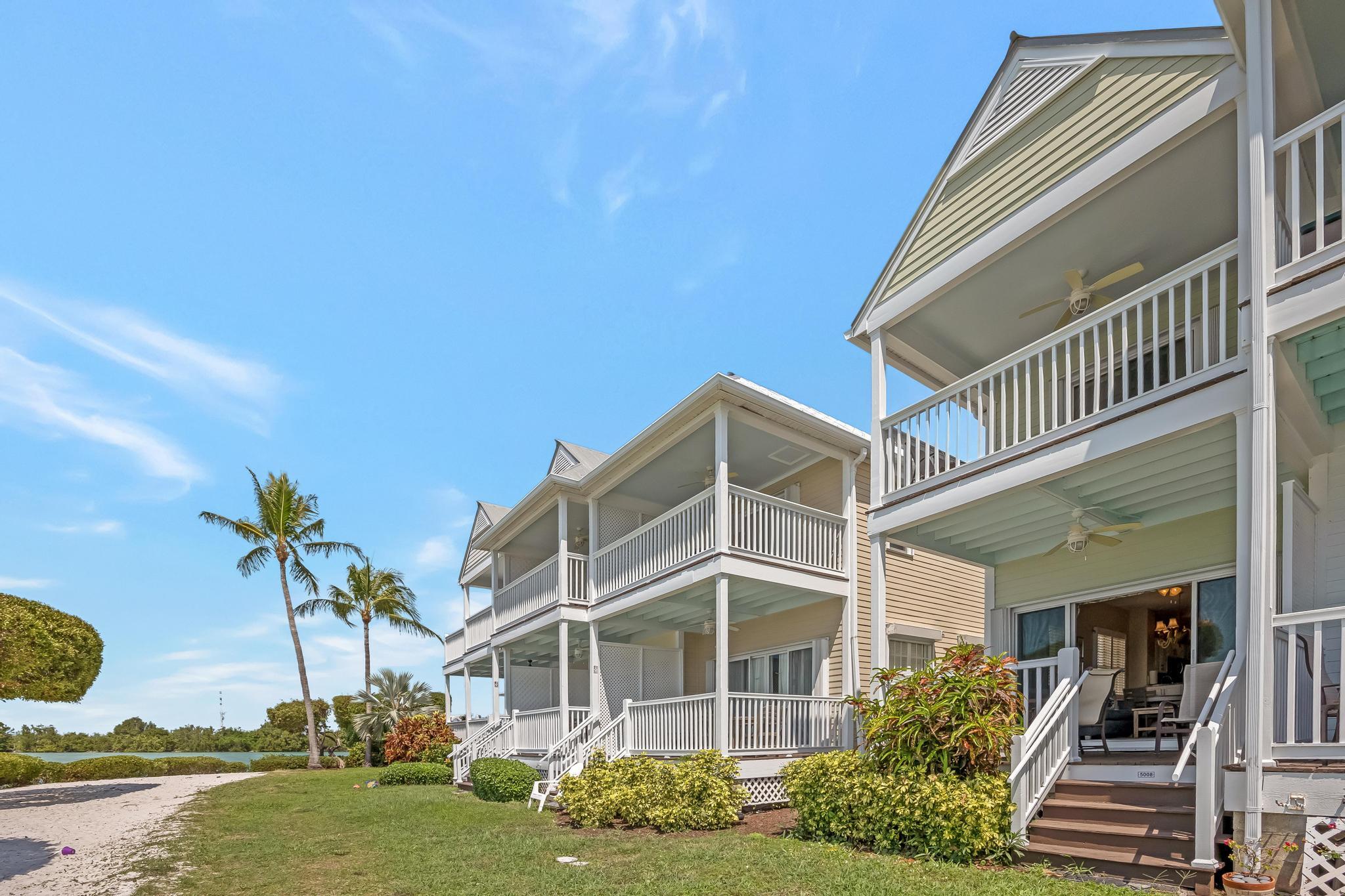 5008 Sunset Village Drive