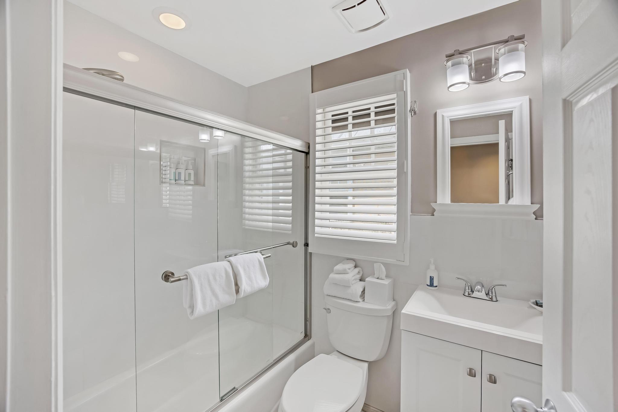 5008 Sunset Village Drive