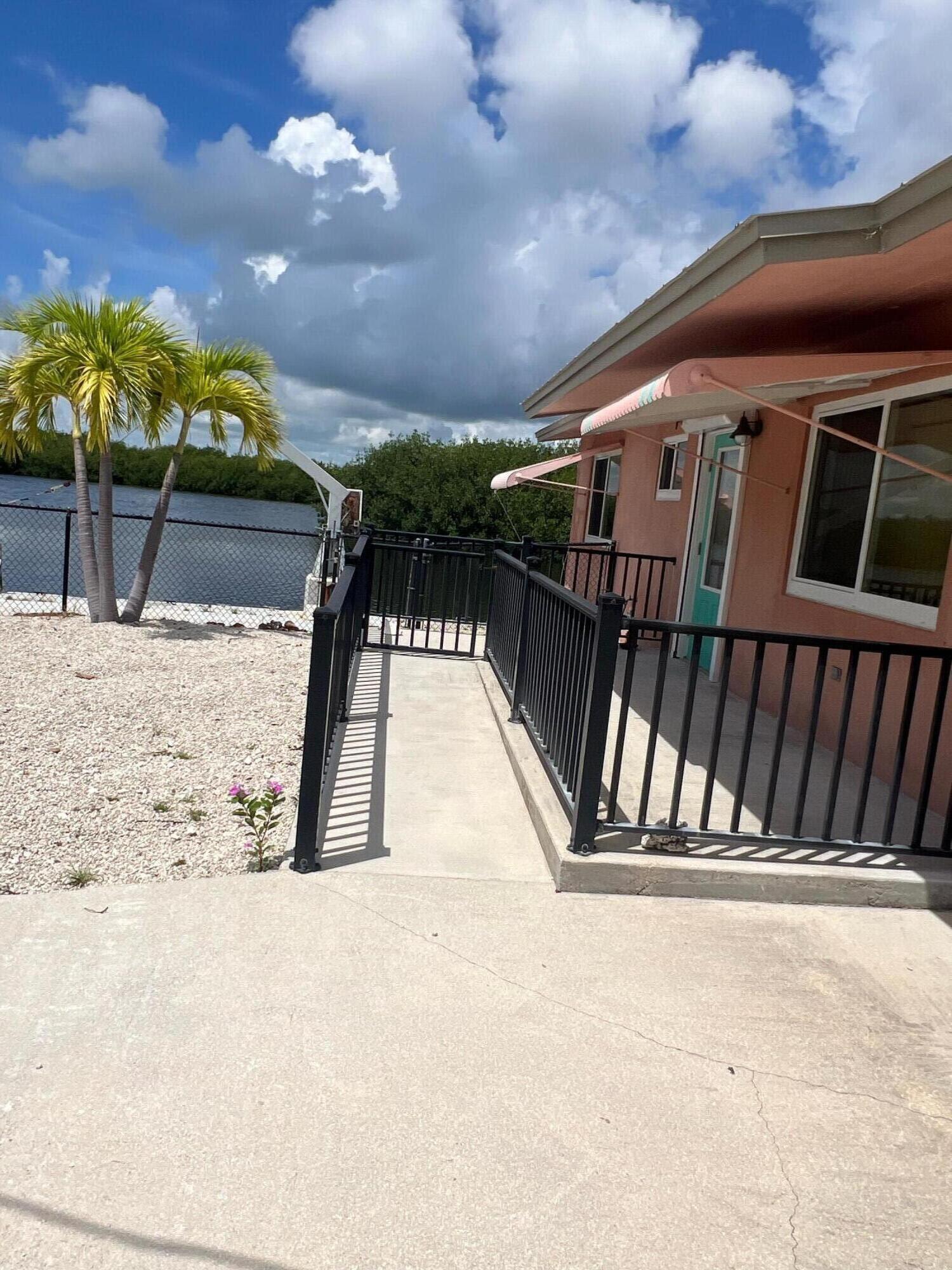30427 Hawk Lane
