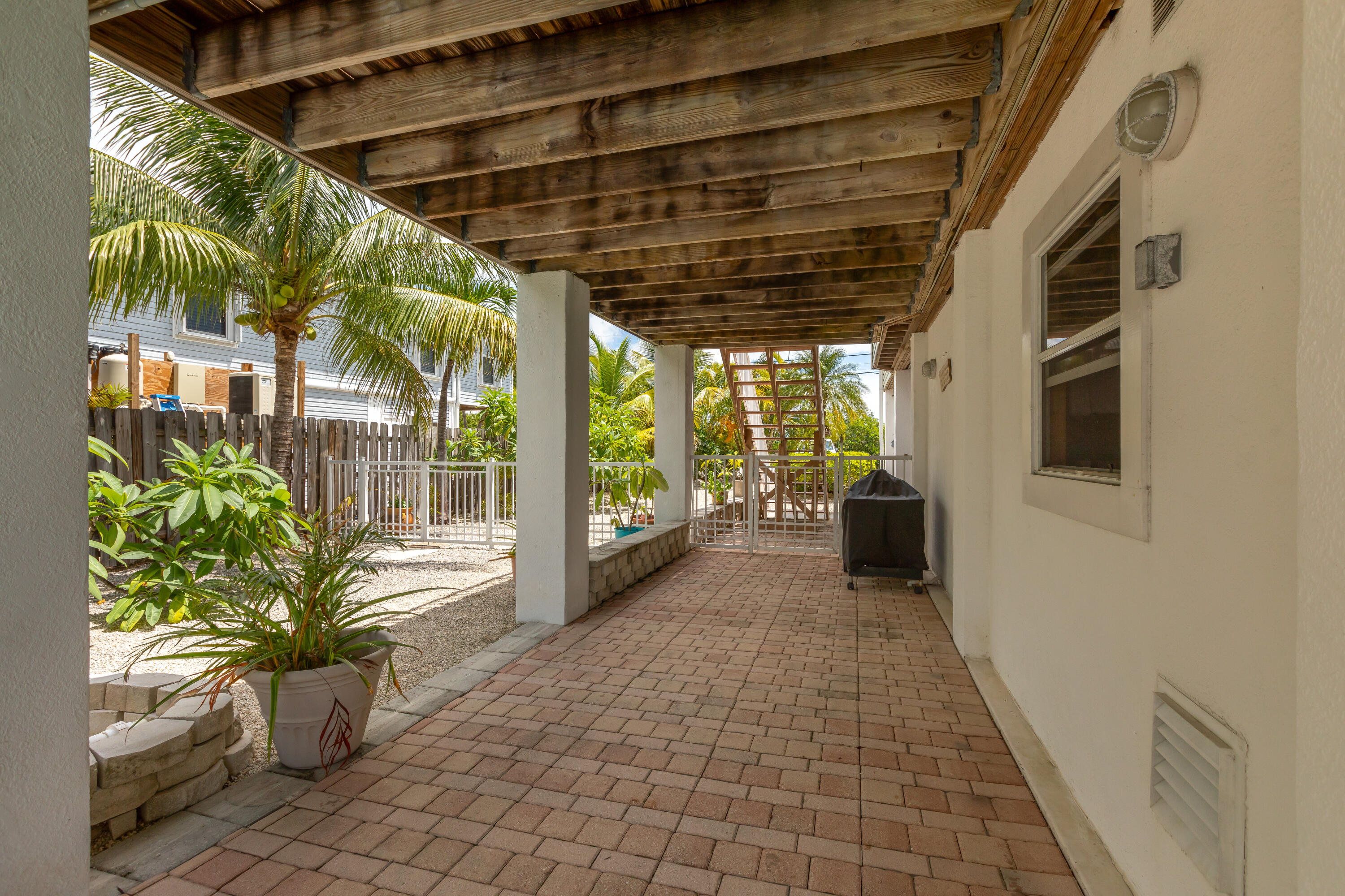 76 W Shore Drive