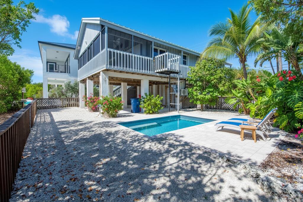 681 W Indies Drive