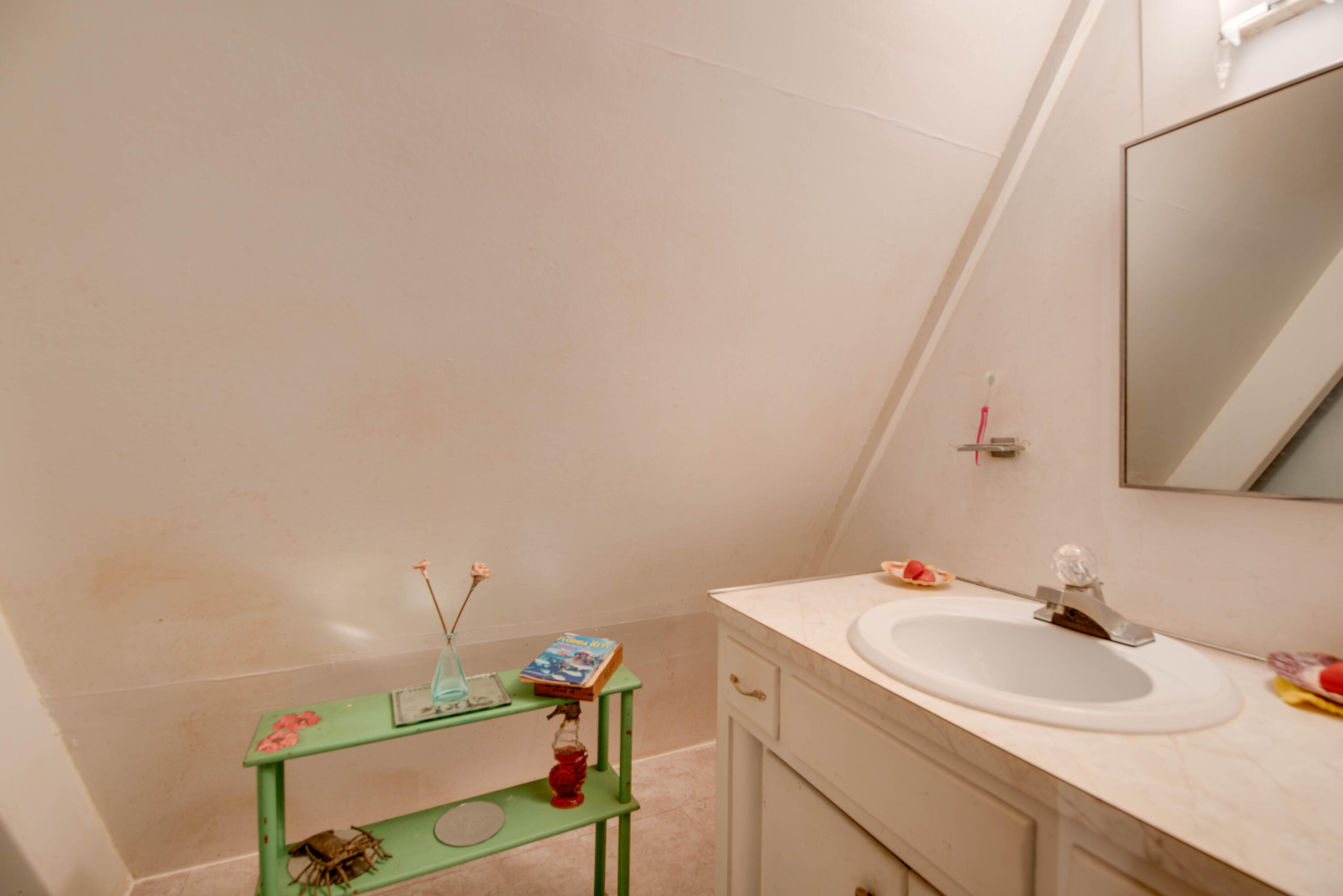 31033 Hibiscus Drive