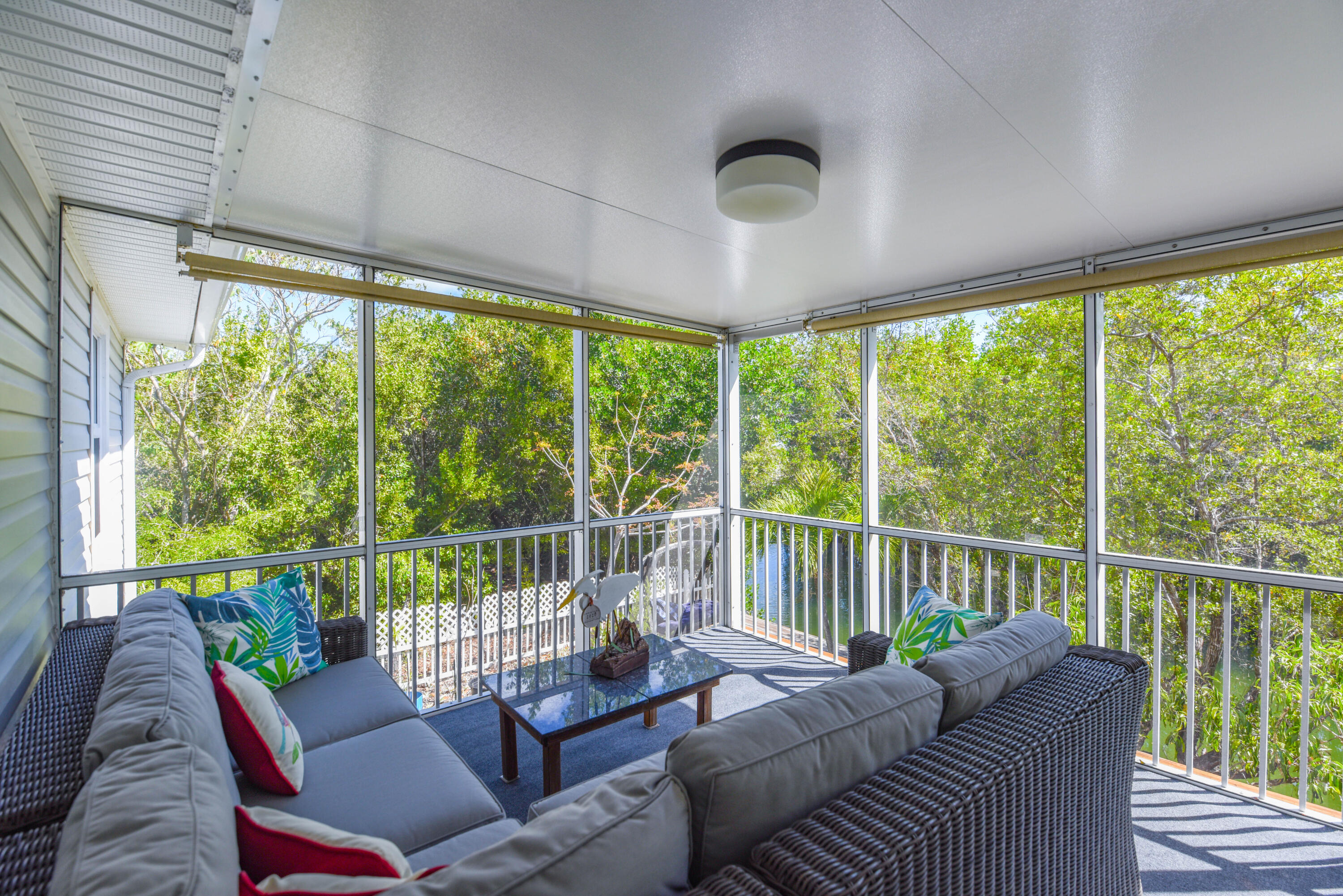 1719 Narcissus Avenue