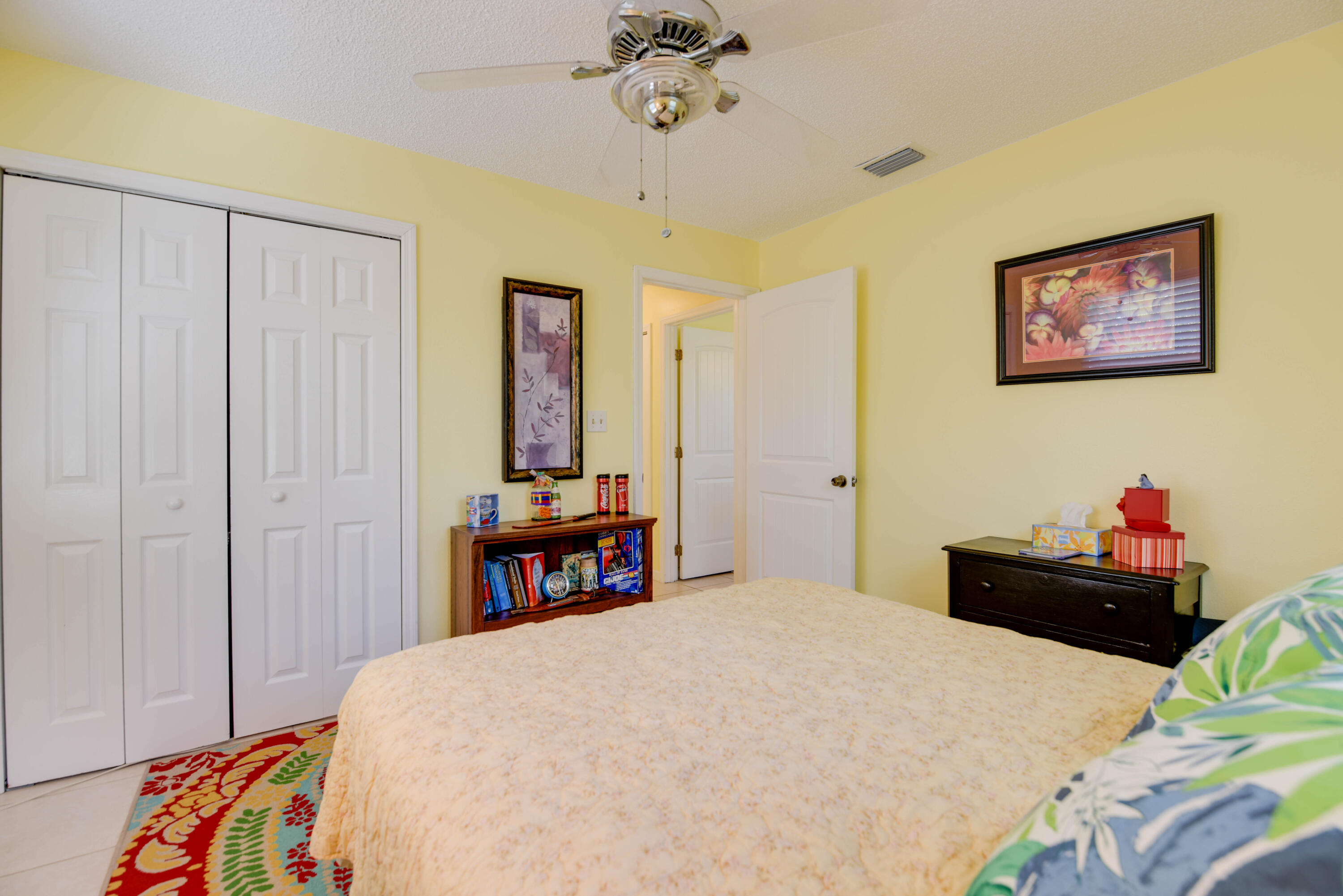 1719 Narcissus Avenue