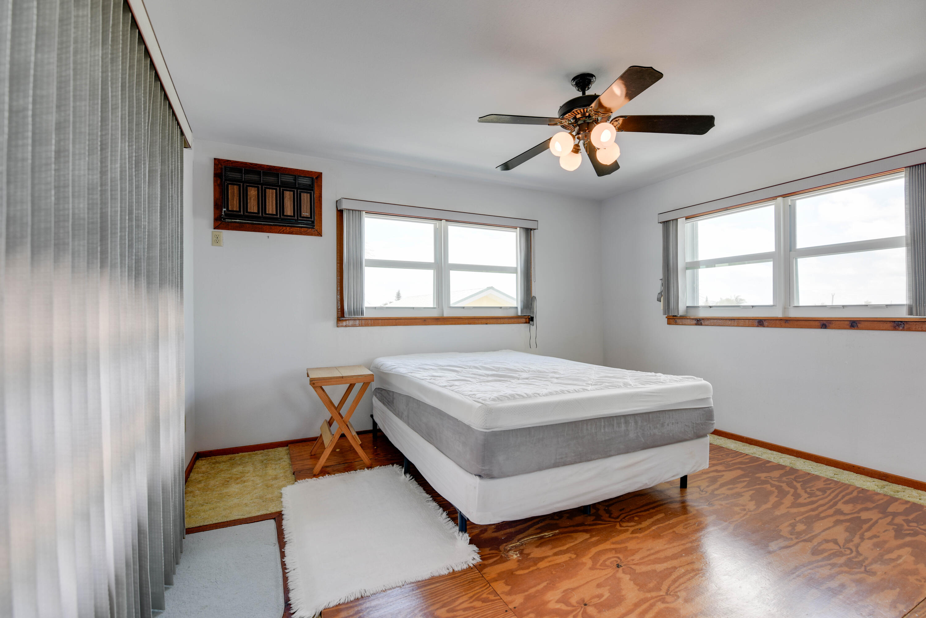 29664 Saratoga Avenue