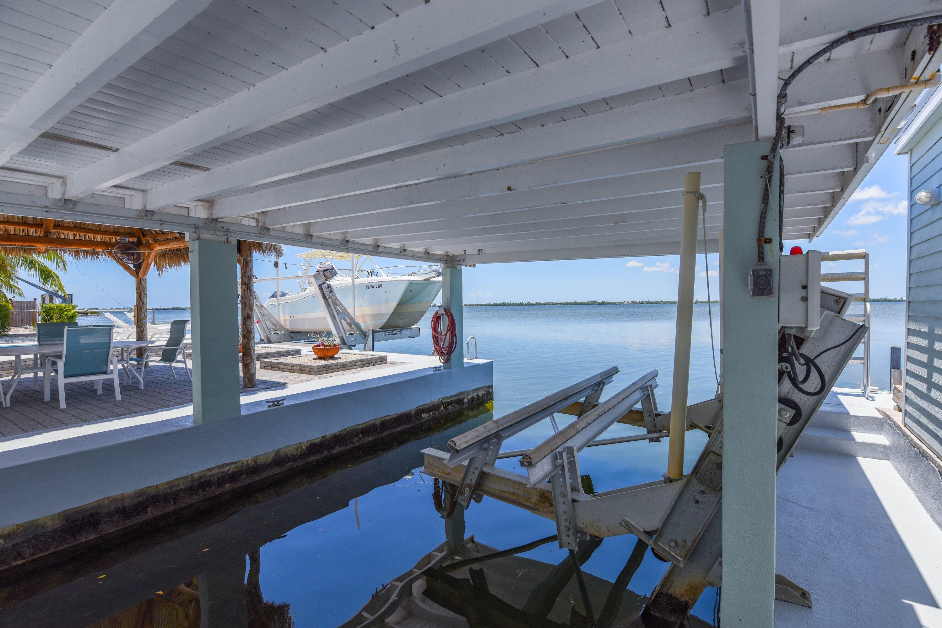 1136 W Shore Drive