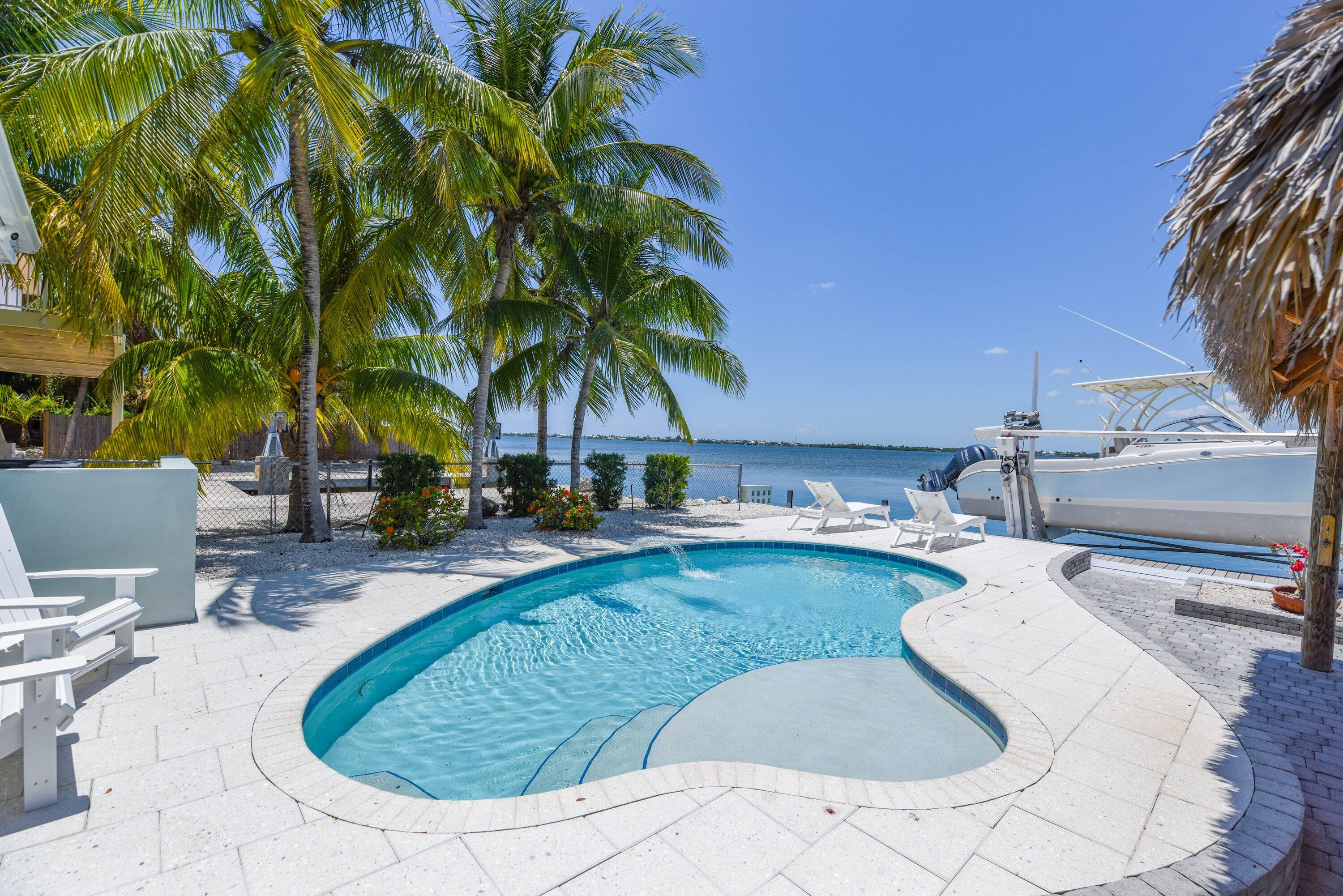 1136 W Shore Drive