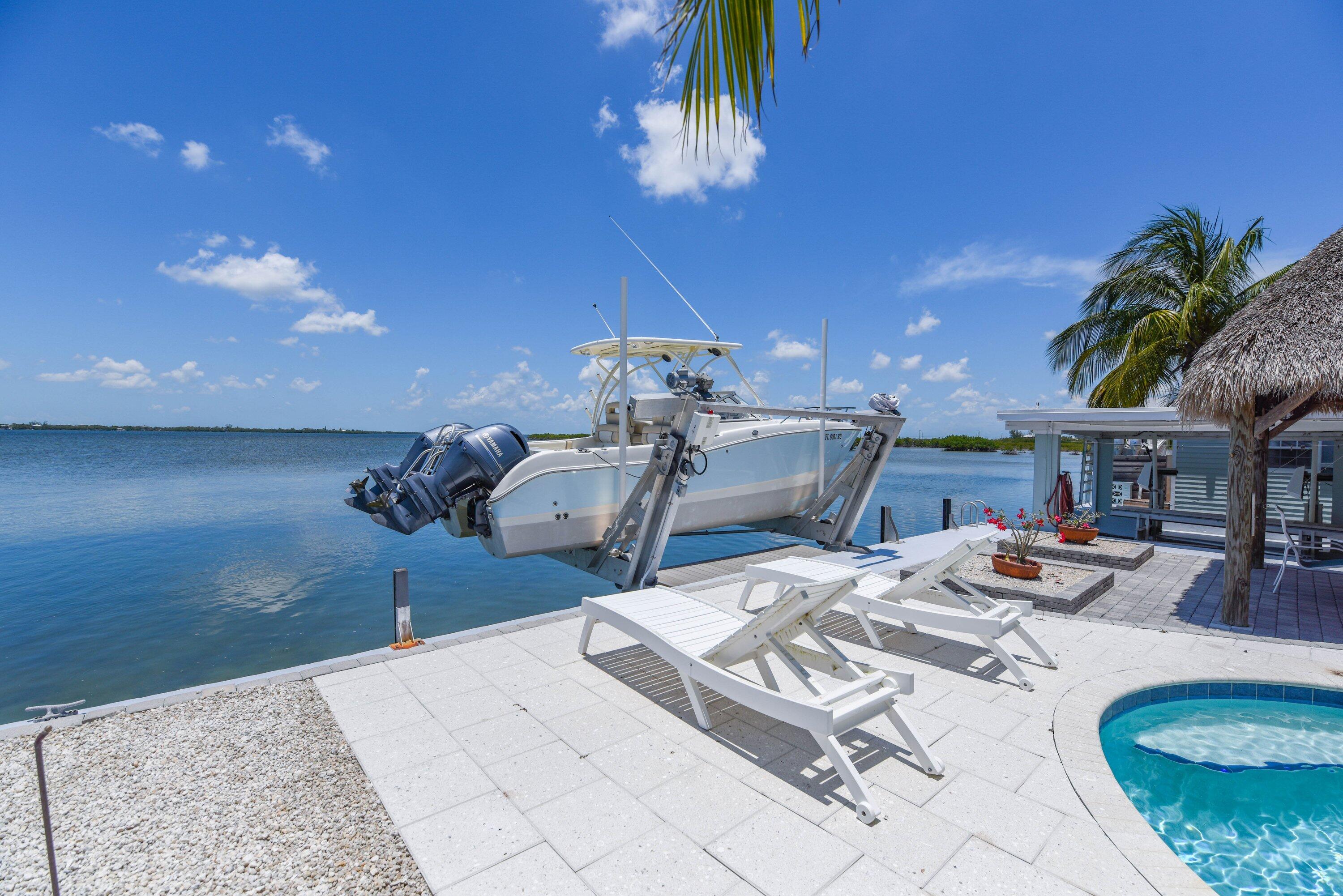 1136 W Shore Drive