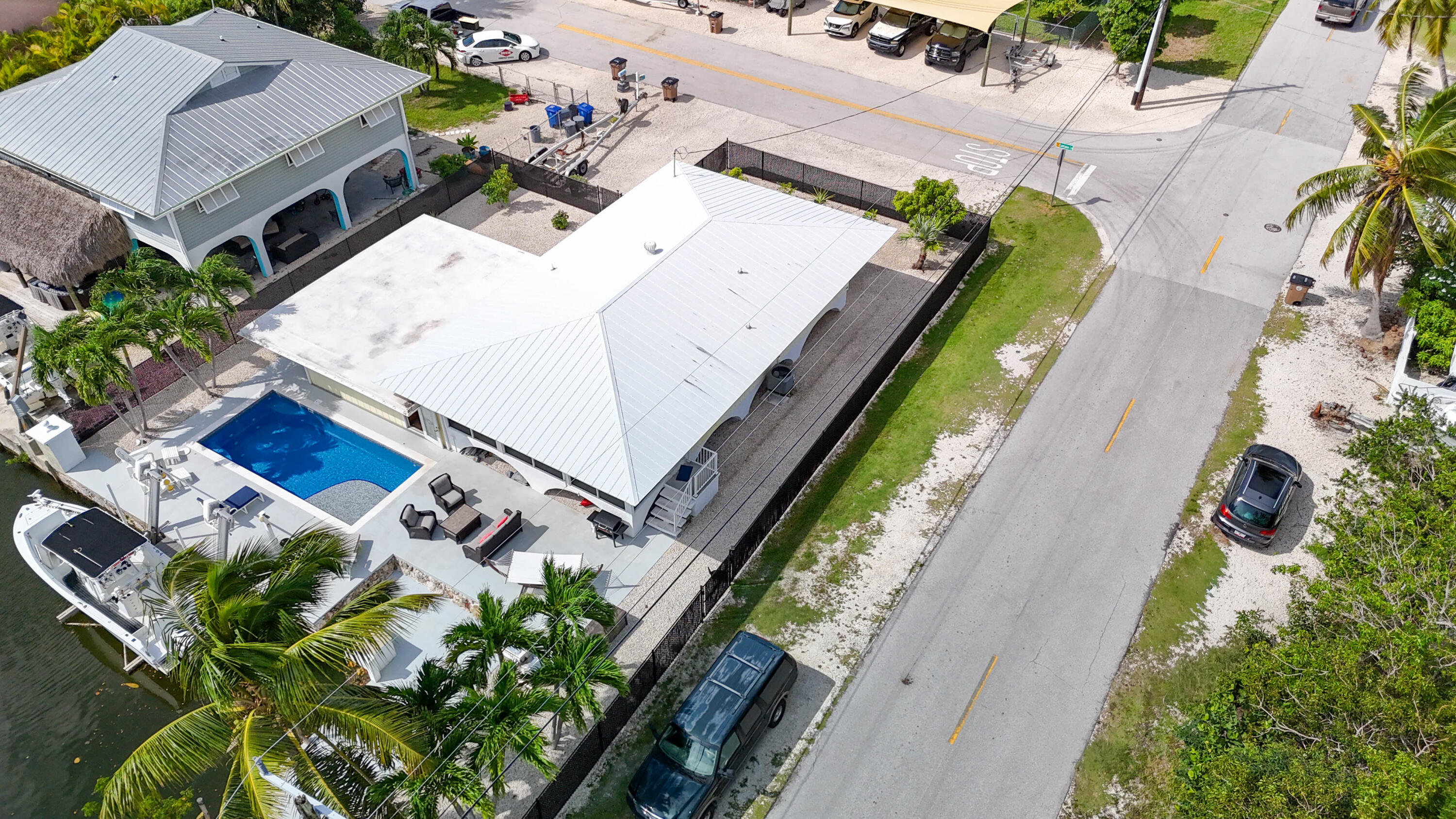 1669 Lantana Lane