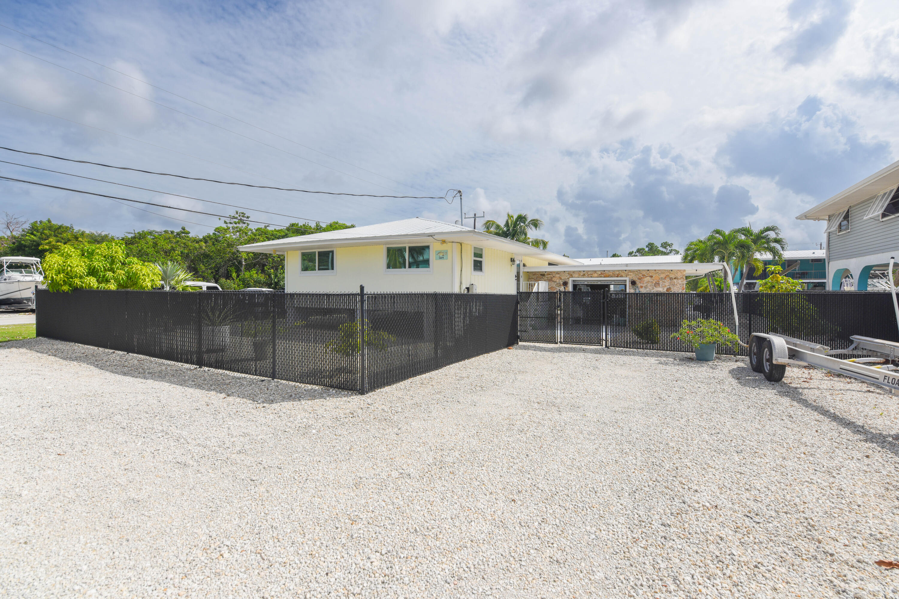 1669 Lantana Lane