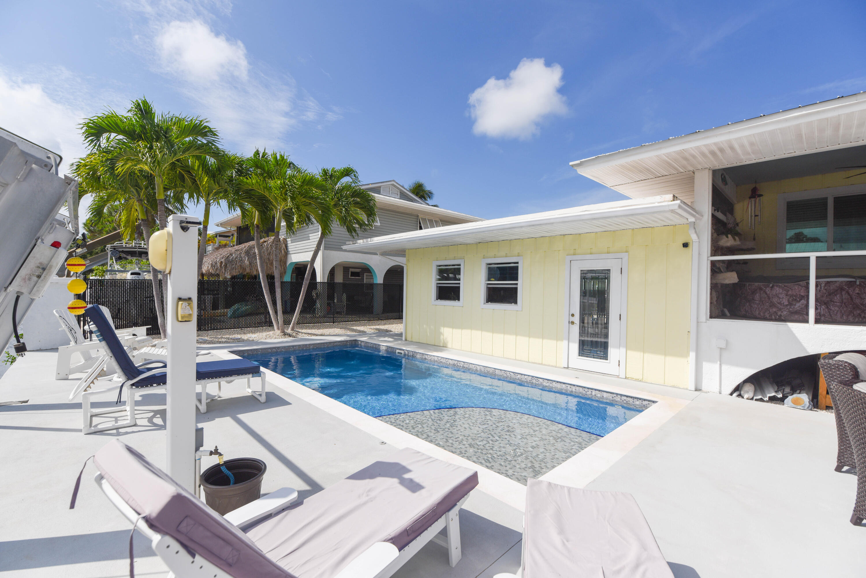 1669 Lantana Lane
