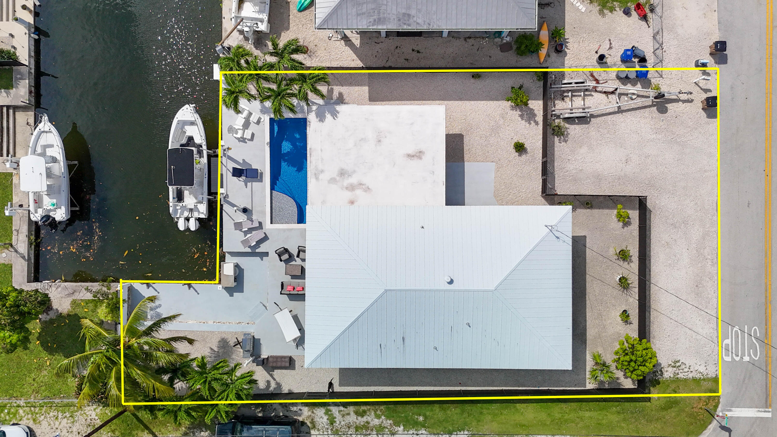 1669 Lantana Lane