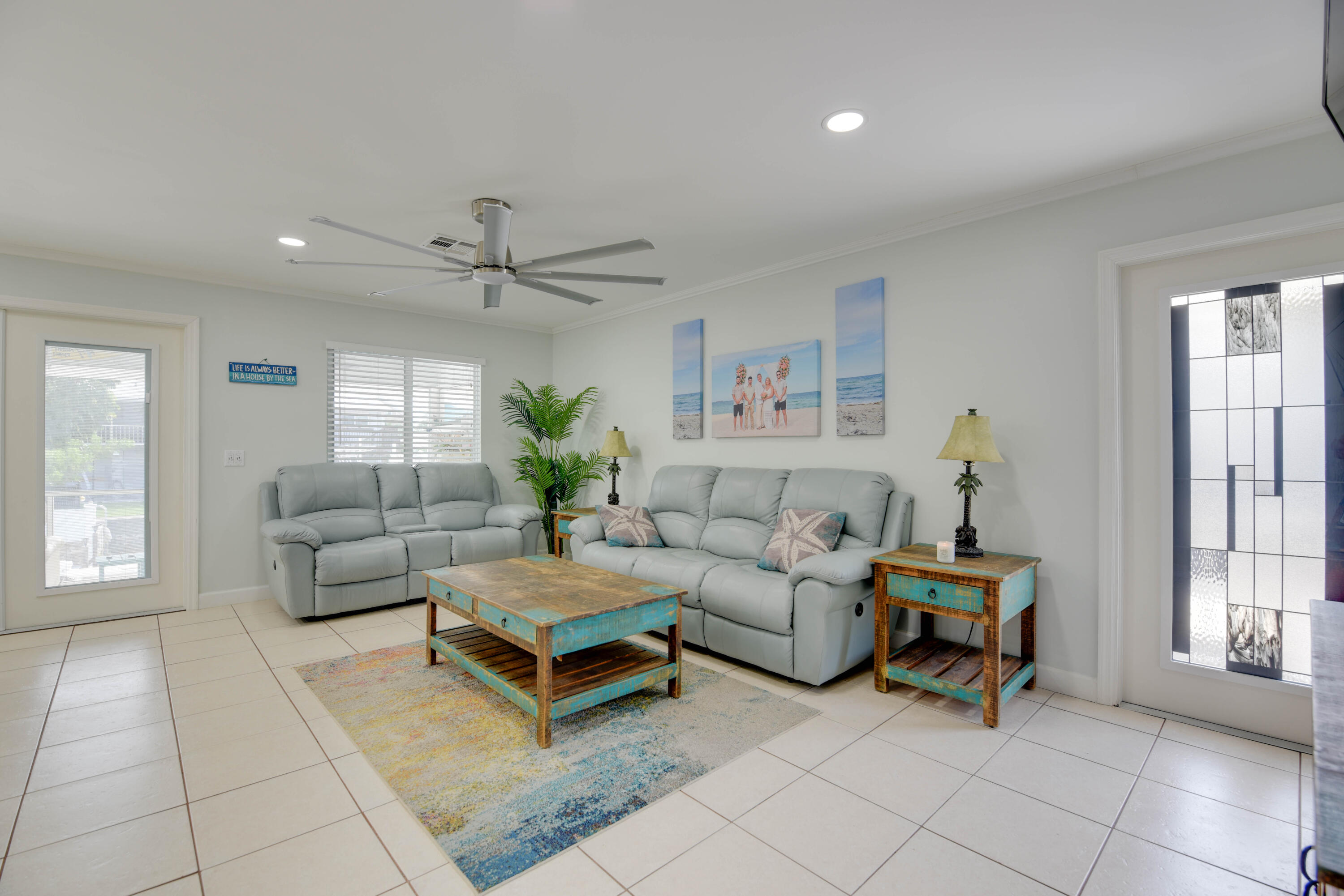 1669 Lantana Lane