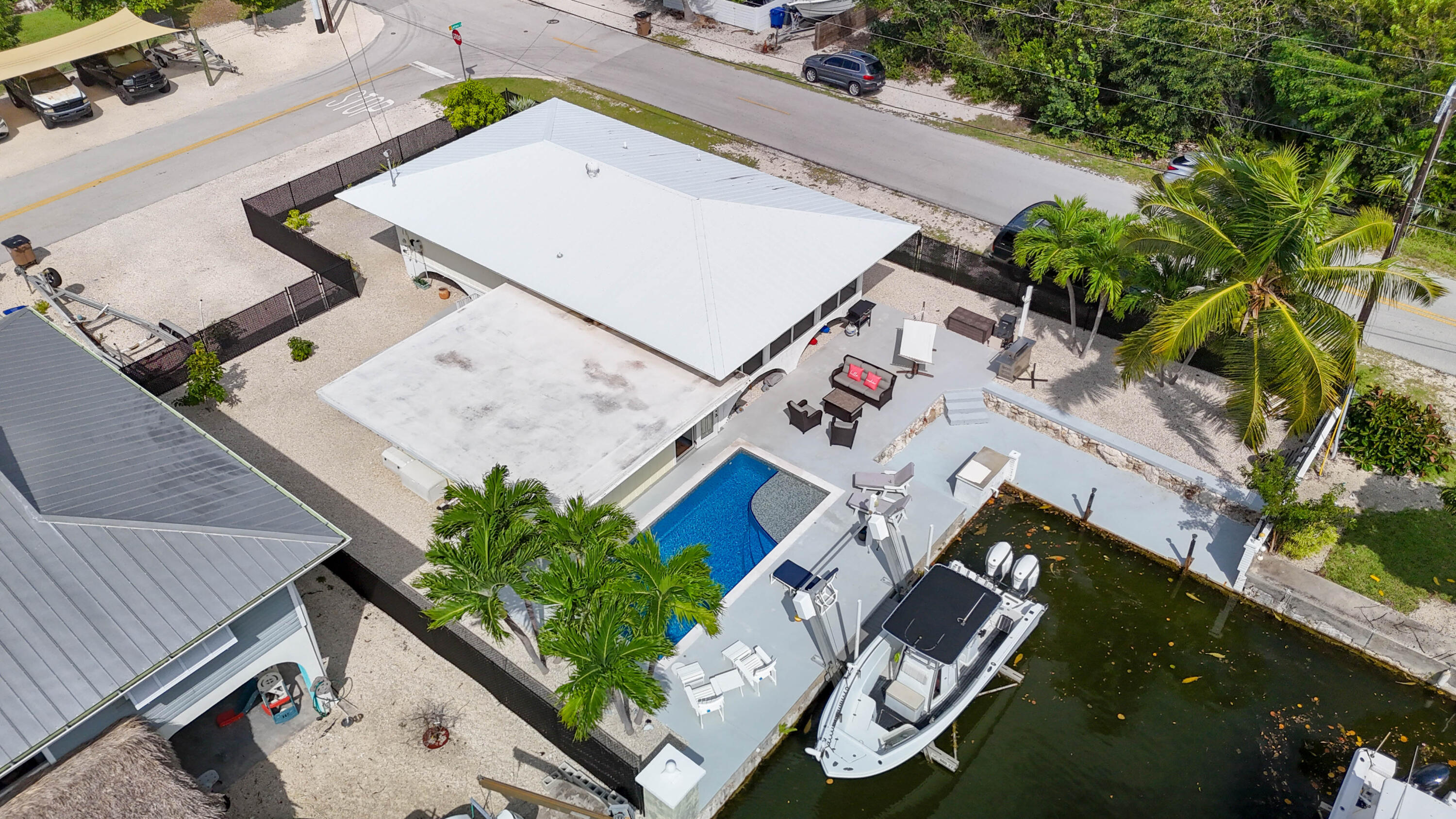 1669 Lantana Lane