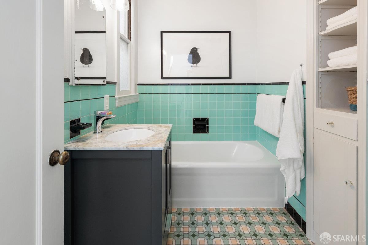 887 Cayuga Avenue, San Francisco