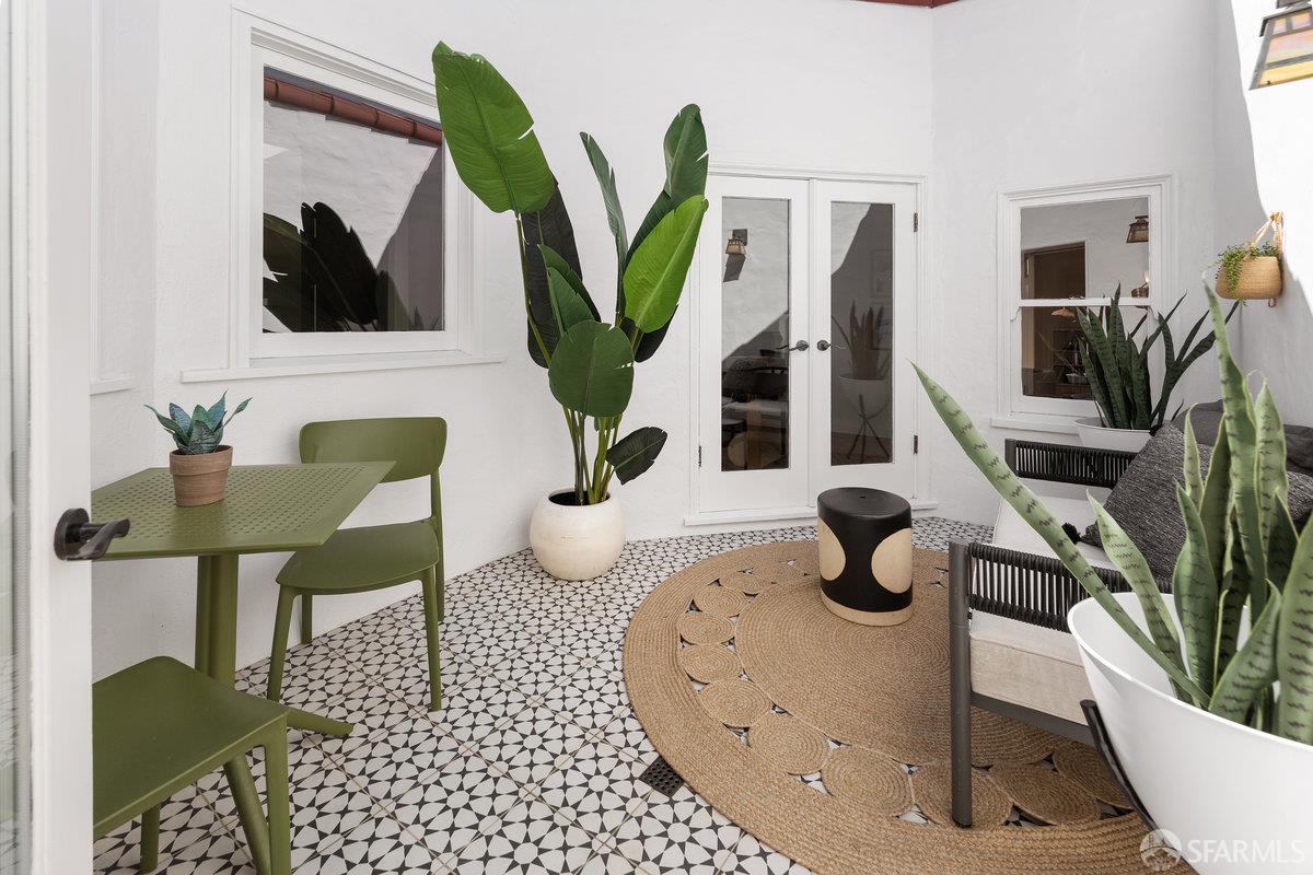 887 Cayuga Avenue, San Francisco