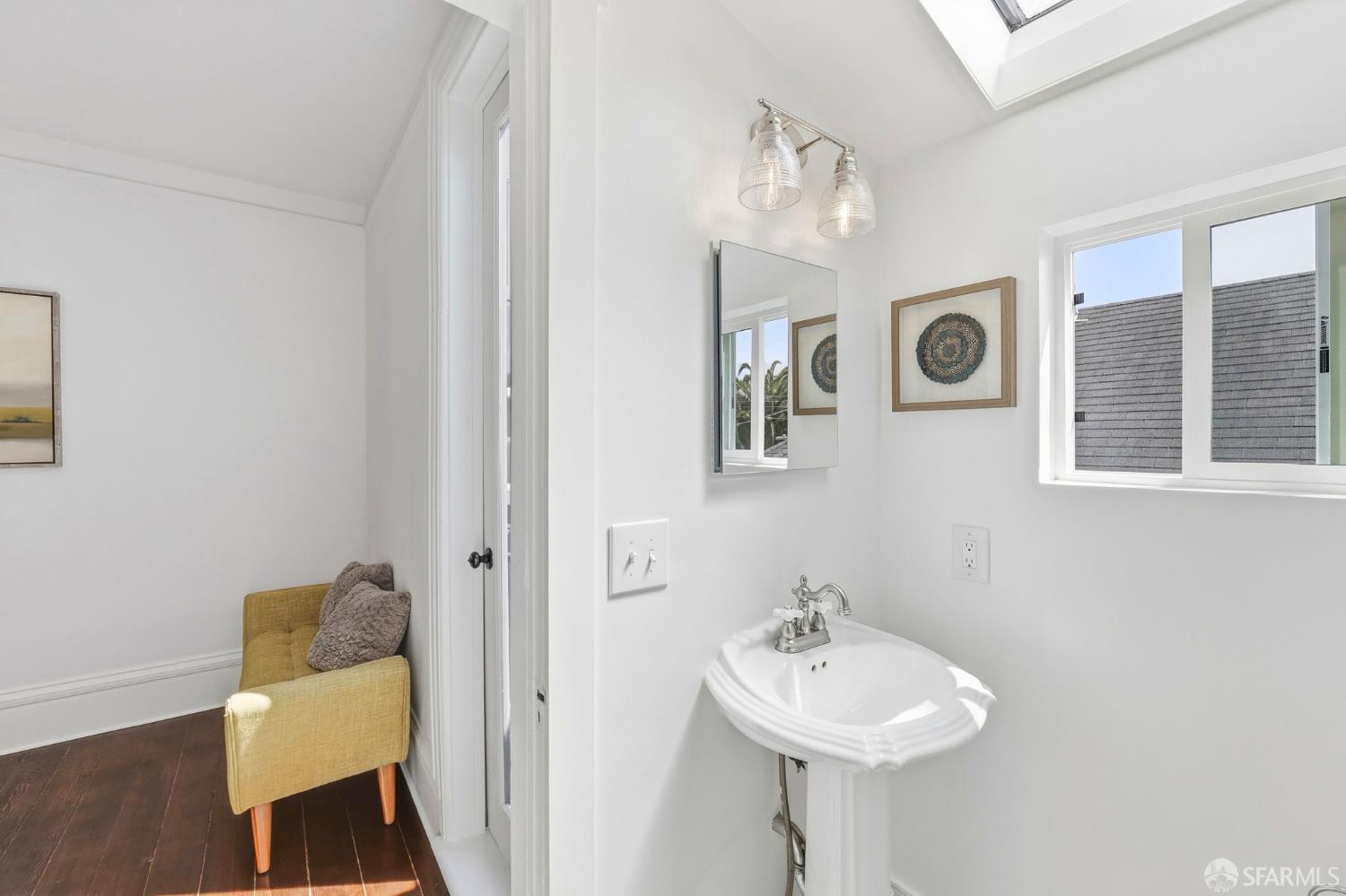 1770-1772 Quesada Avenue