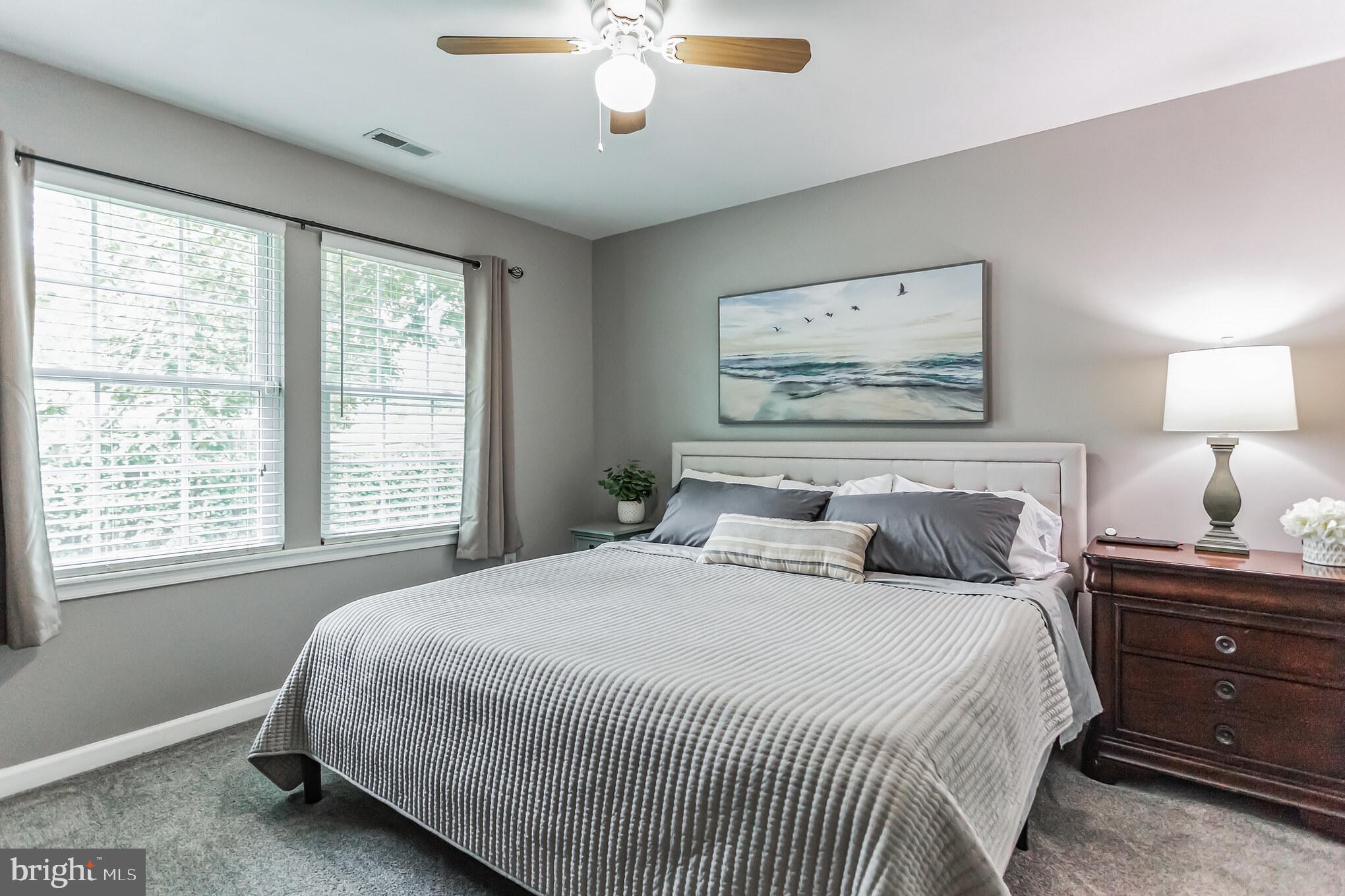 285 OAKTREE DRIVE