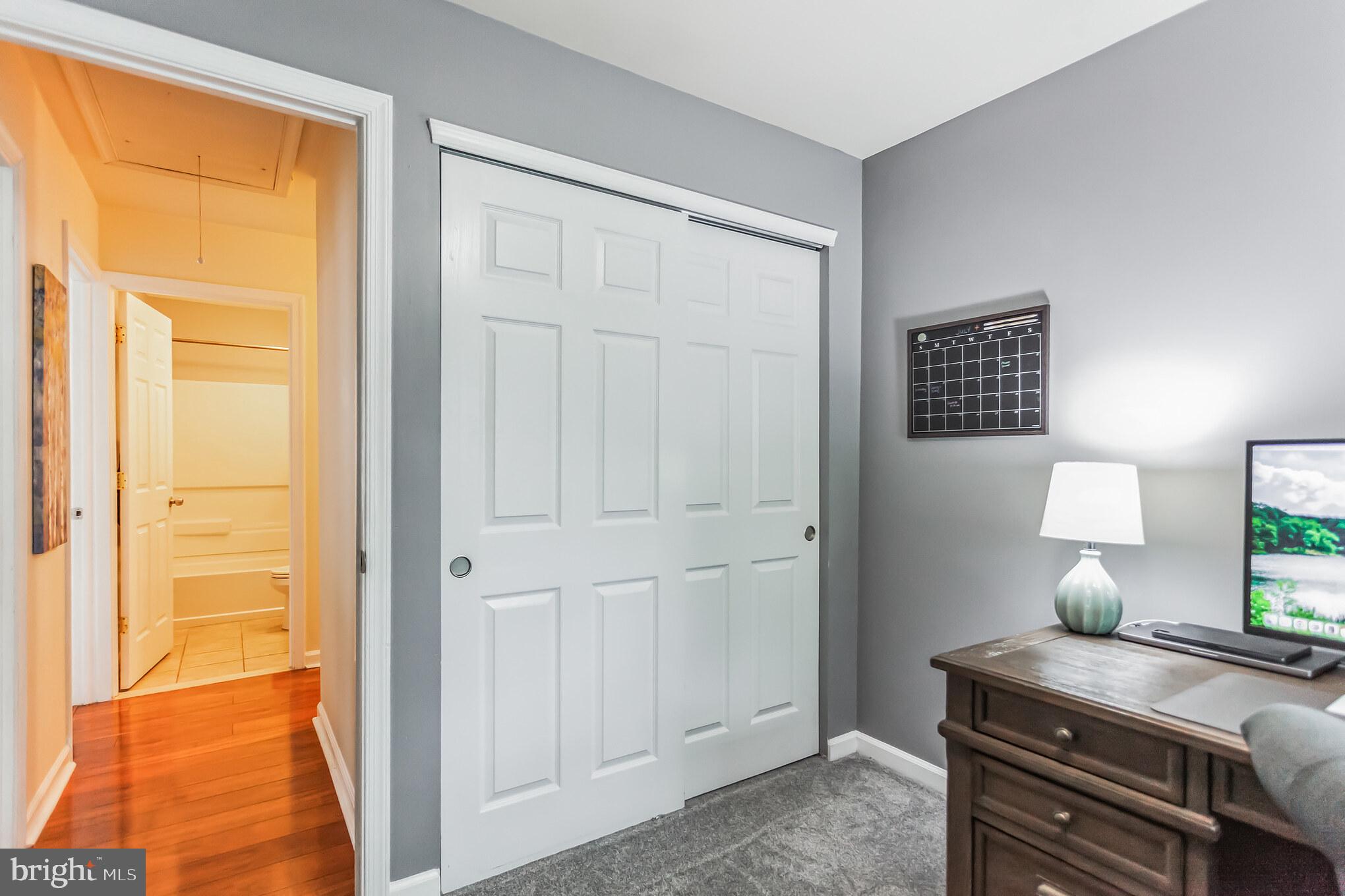 285 OAKTREE DRIVE