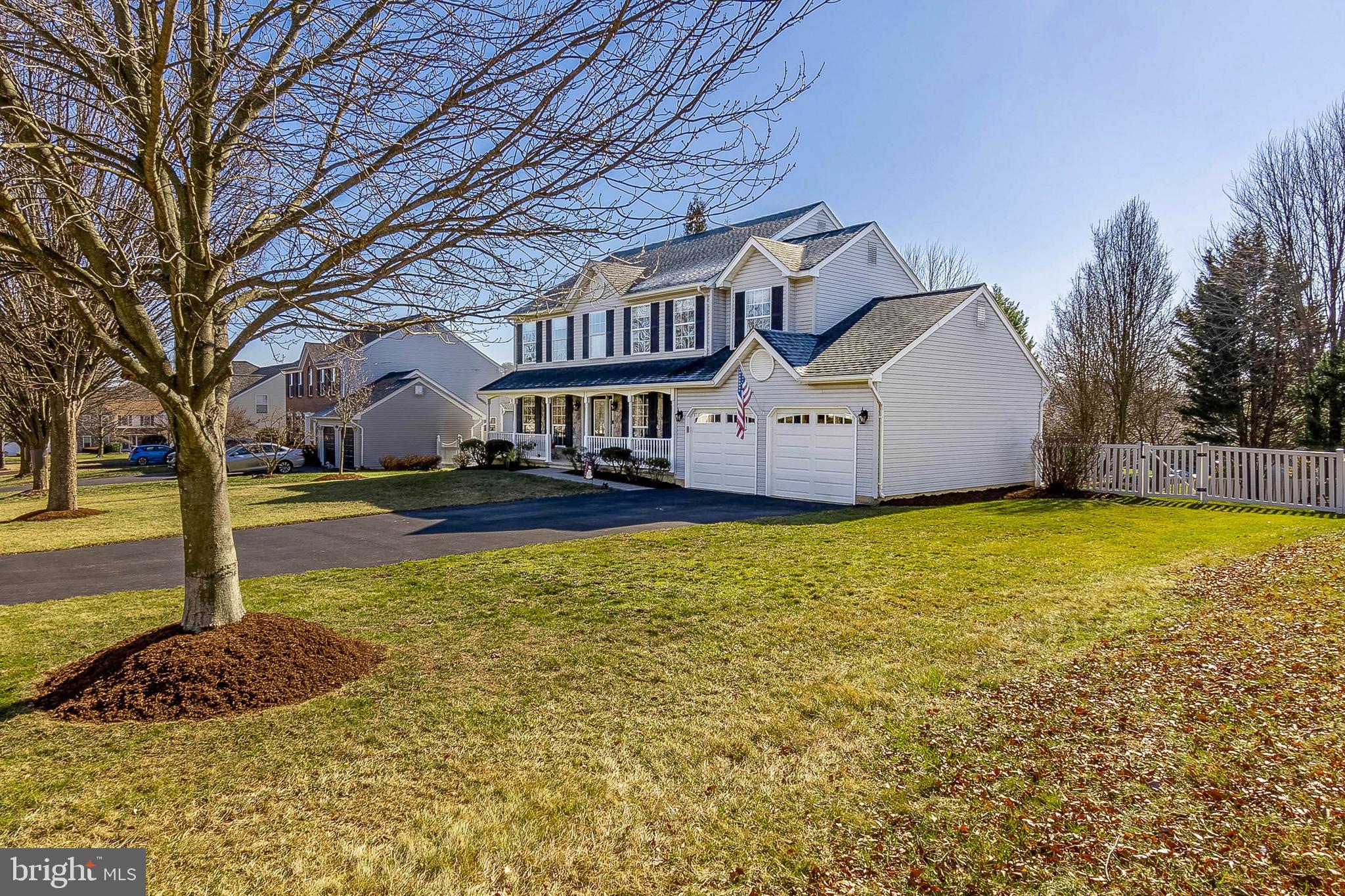 1019 RIVERWALK DRIVE
