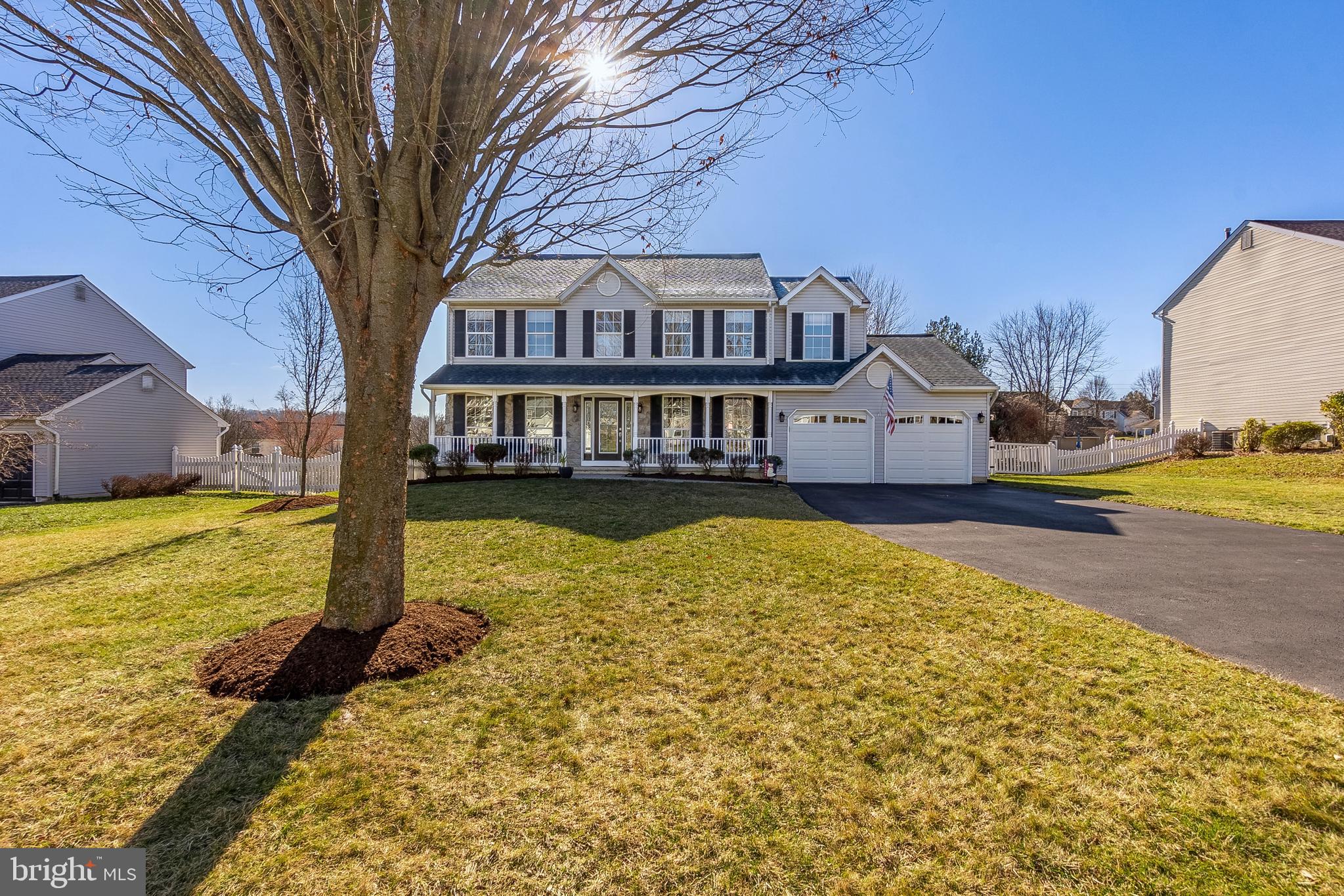 1019 RIVERWALK DRIVE