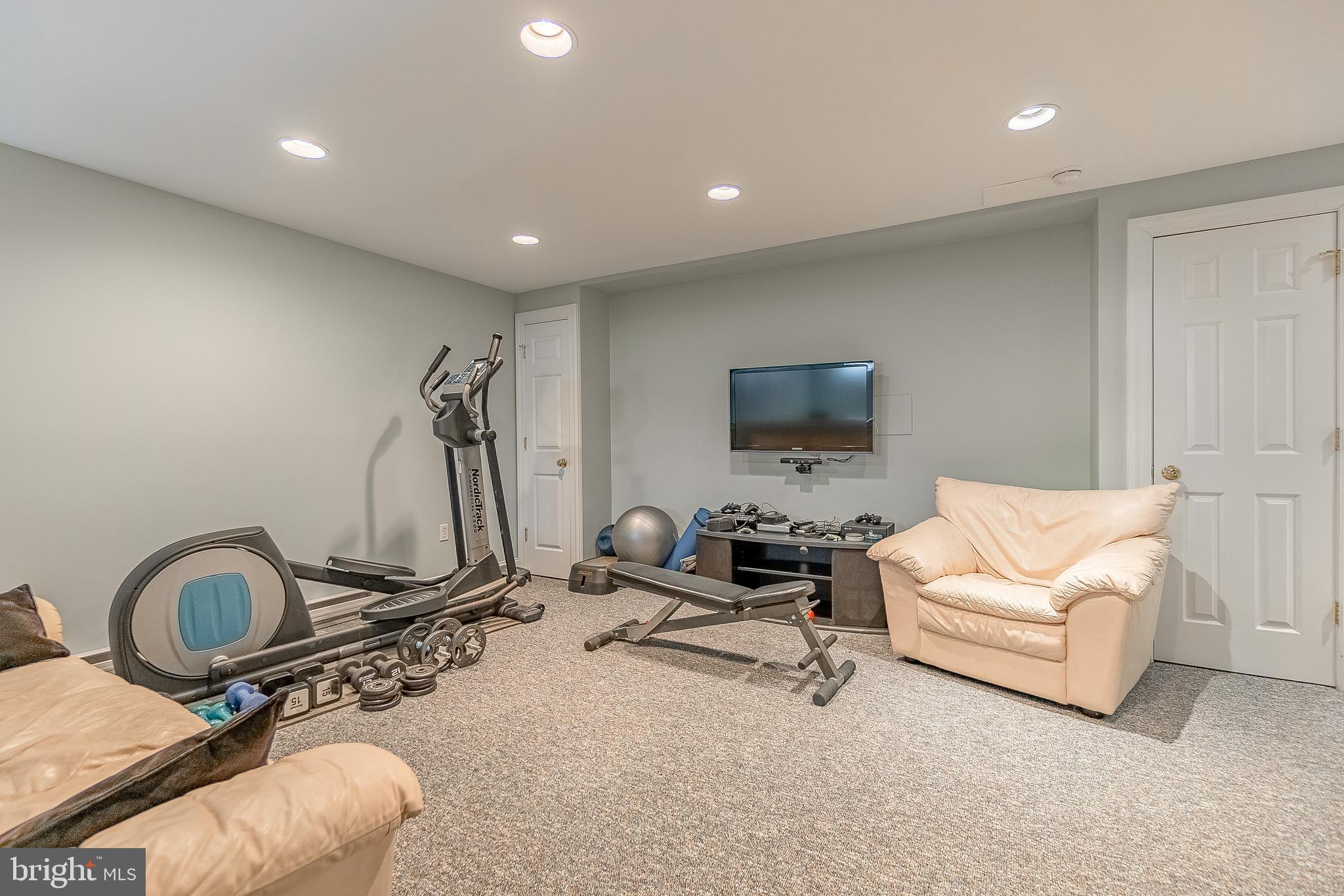 1019 RIVERWALK DRIVE