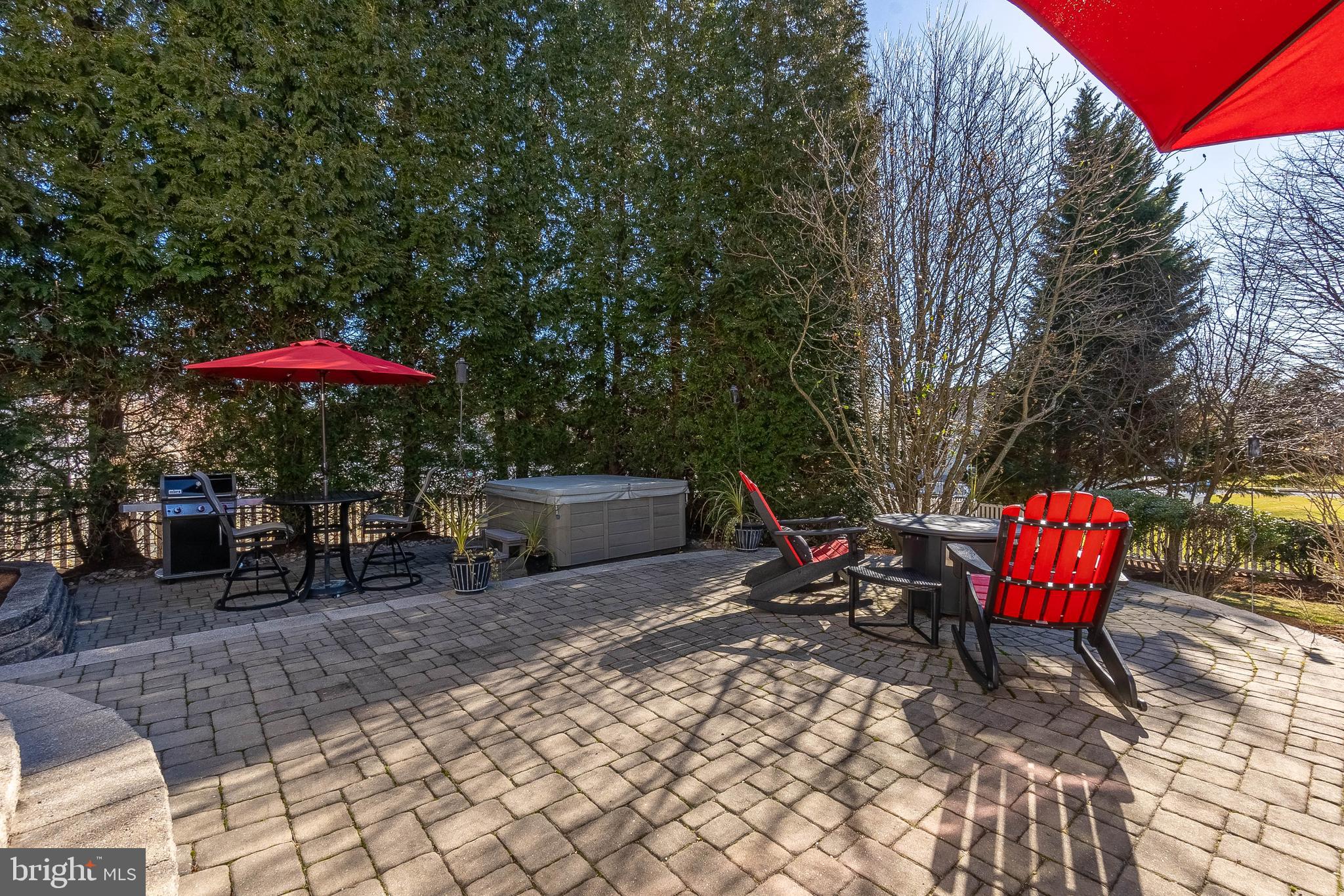 1019 RIVERWALK DRIVE