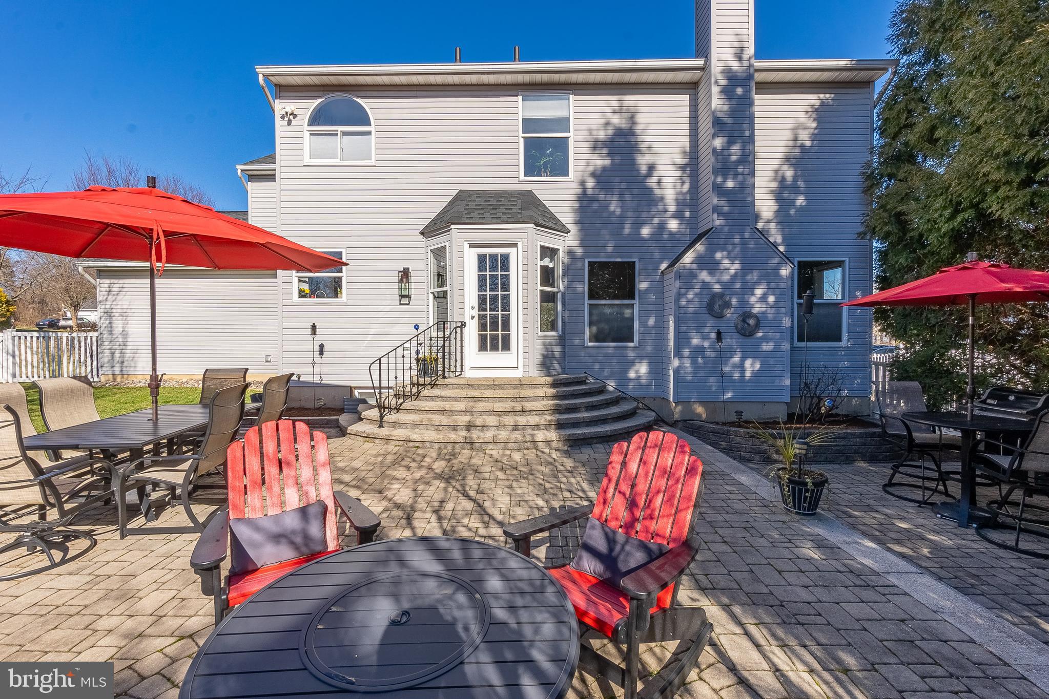 1019 RIVERWALK DRIVE