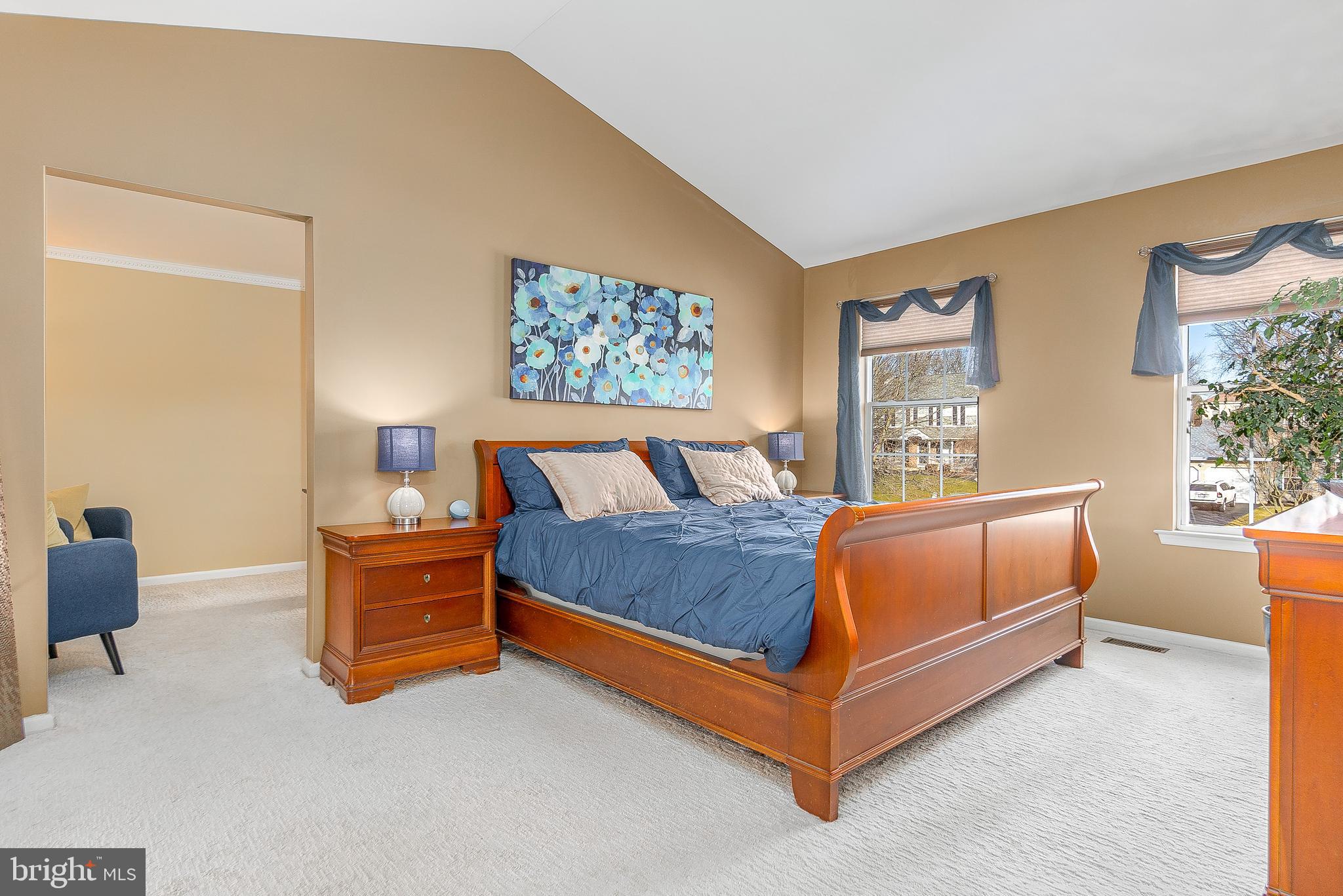 1019 RIVERWALK DRIVE
