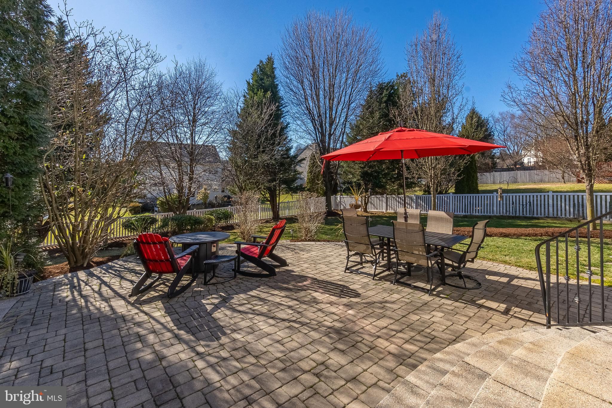 1019 RIVERWALK DRIVE