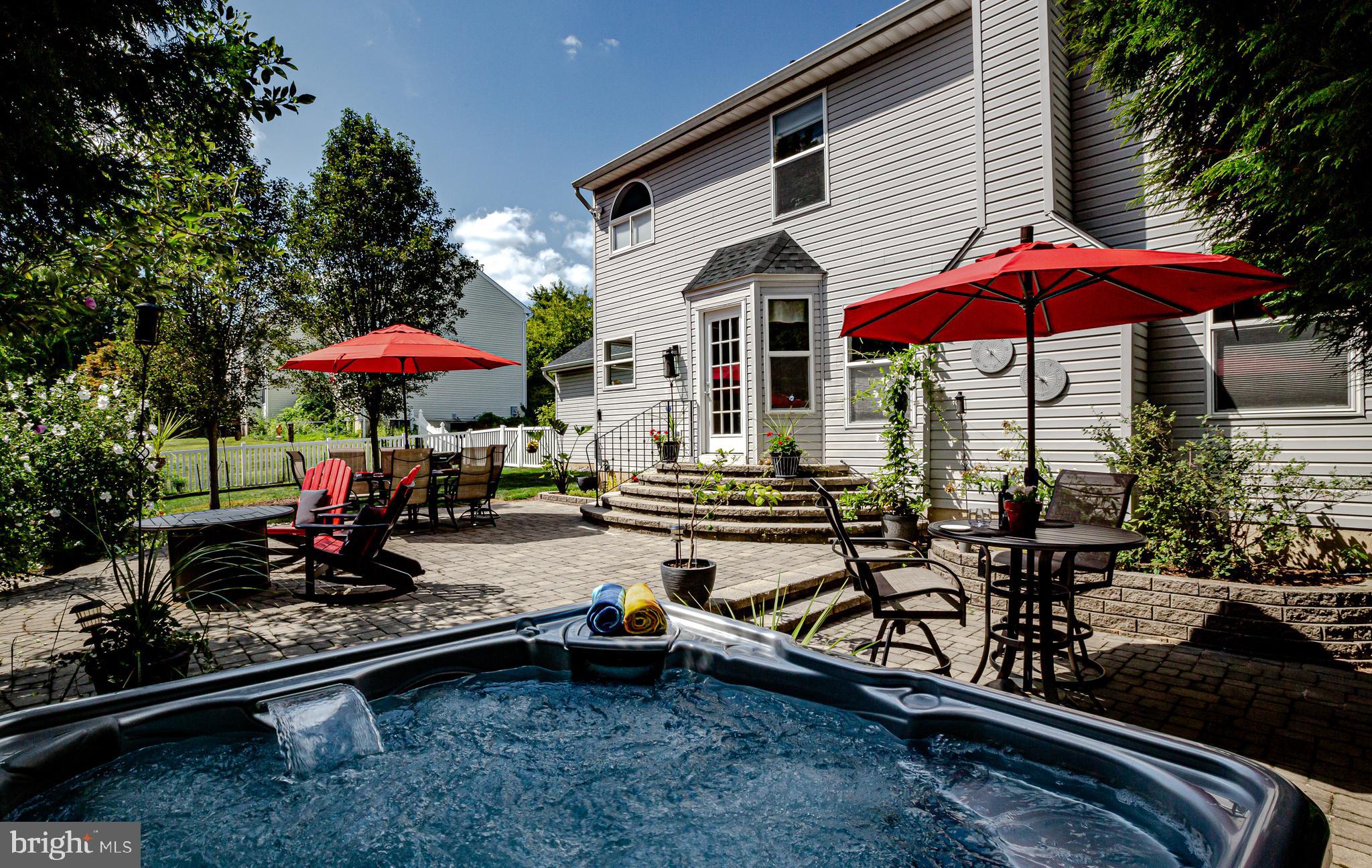 1019 RIVERWALK DRIVE