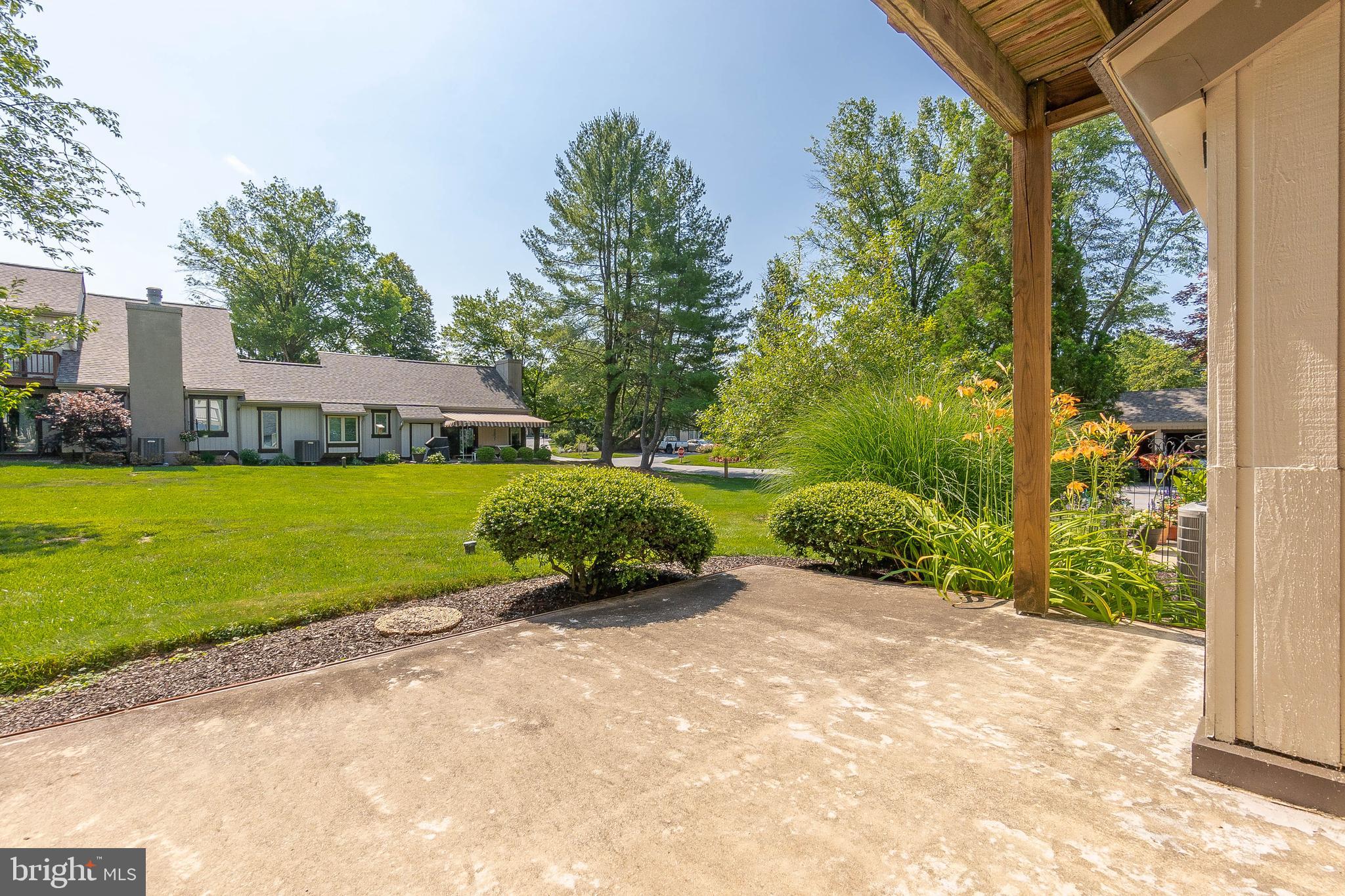 287 DEVON WAY