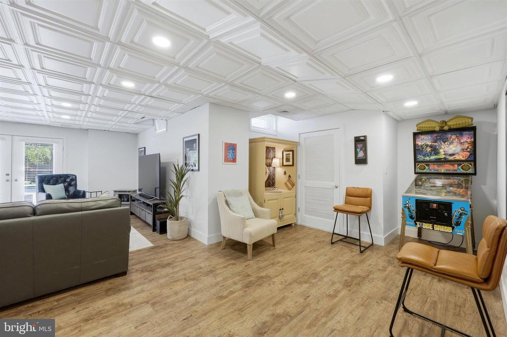 1202 CULBERTSON CIRCLE