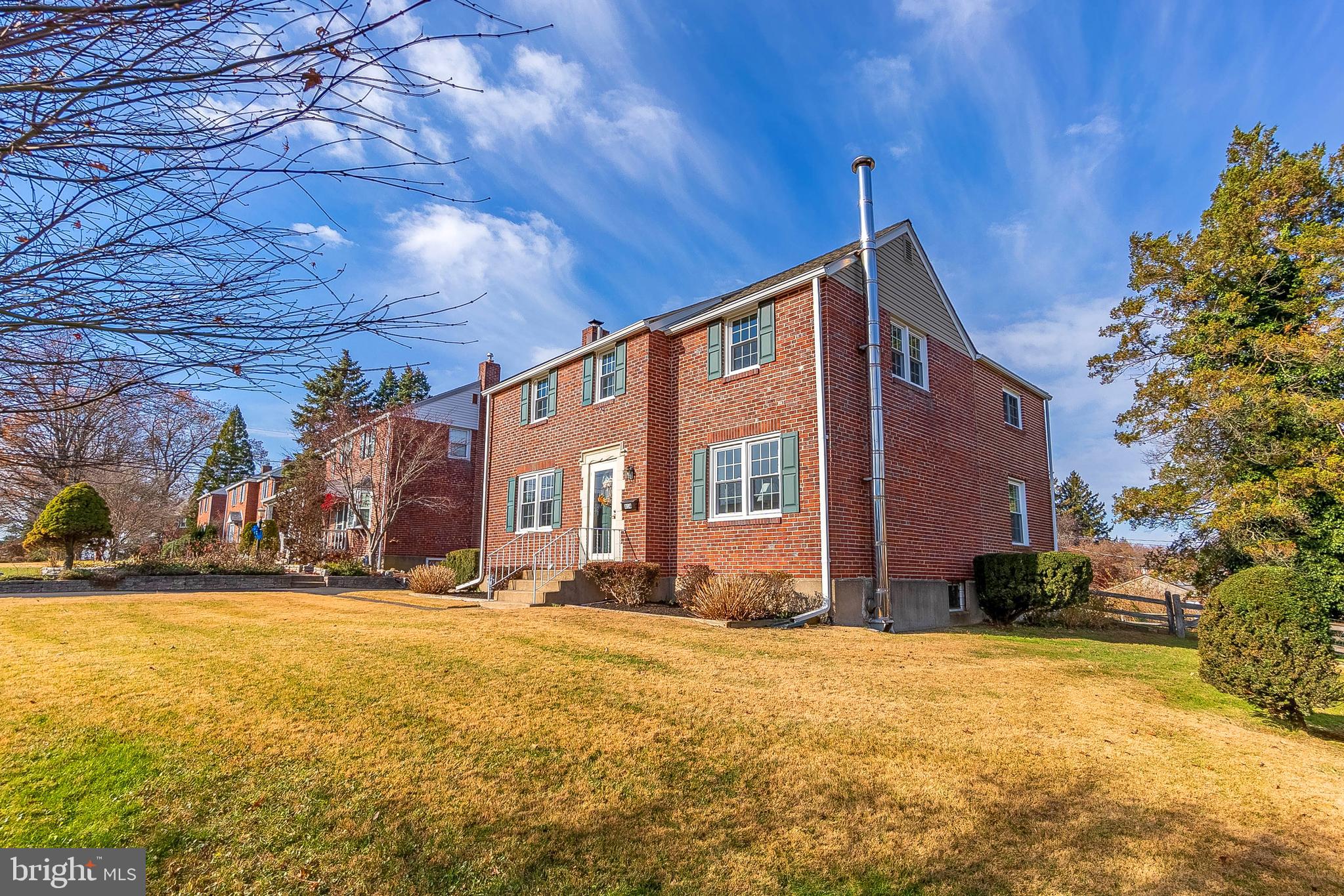 814 SHEFFIELD DRIVE