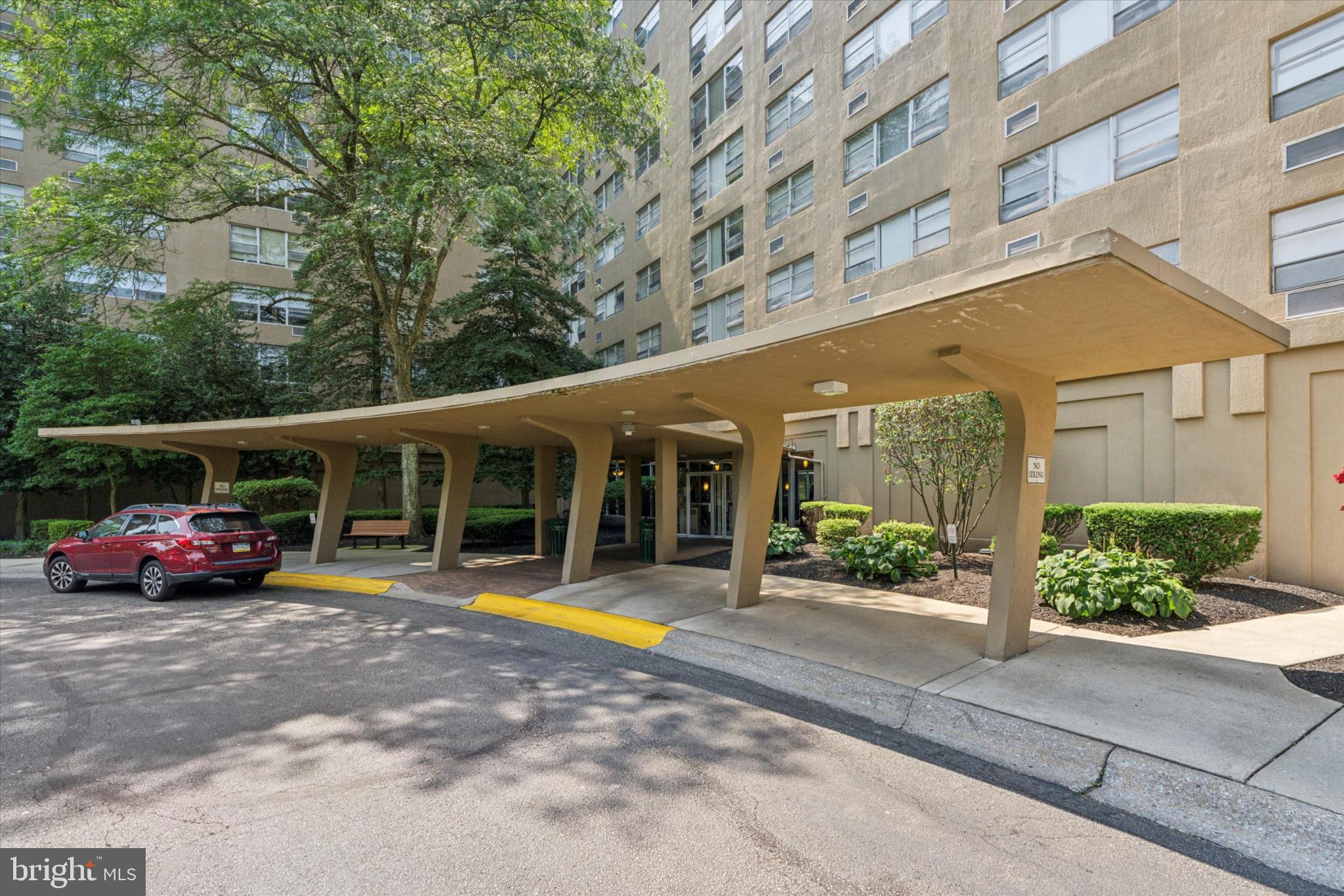 1030 E LANCASTER AVENUE 521