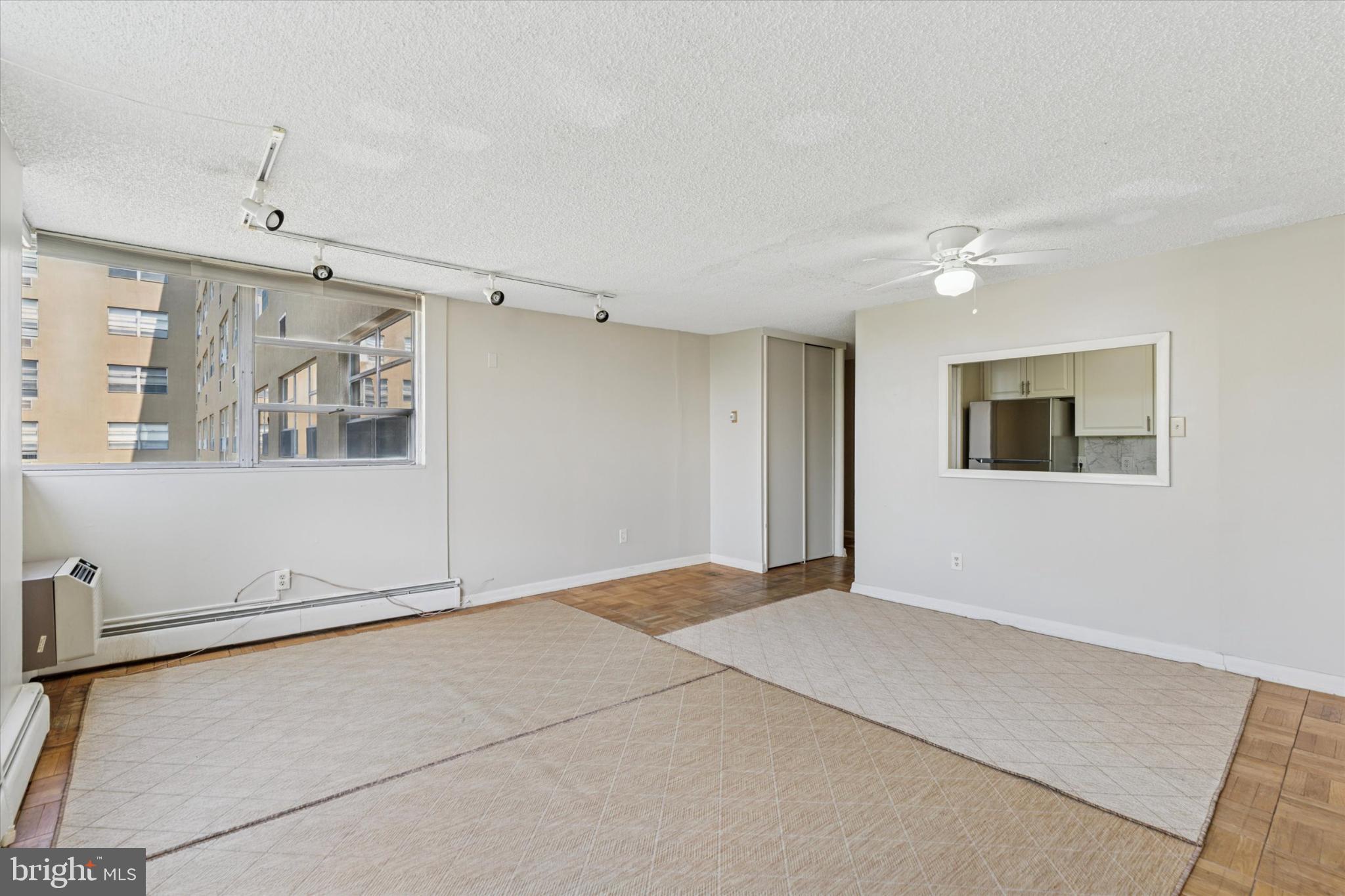 1030 E LANCASTER AVENUE 521