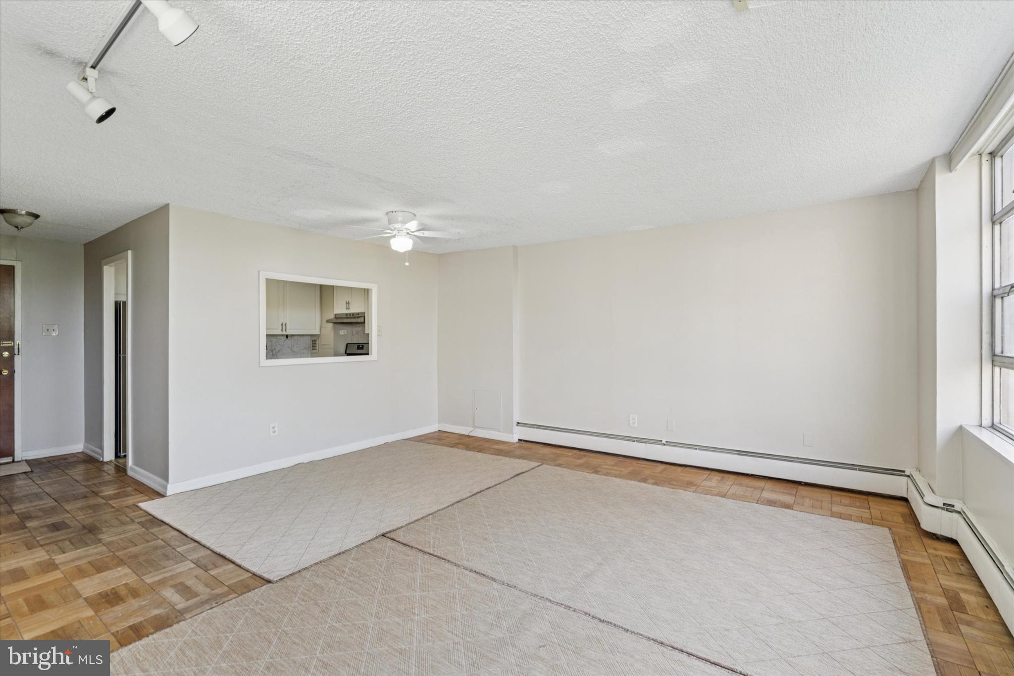 1030 E LANCASTER AVENUE 521