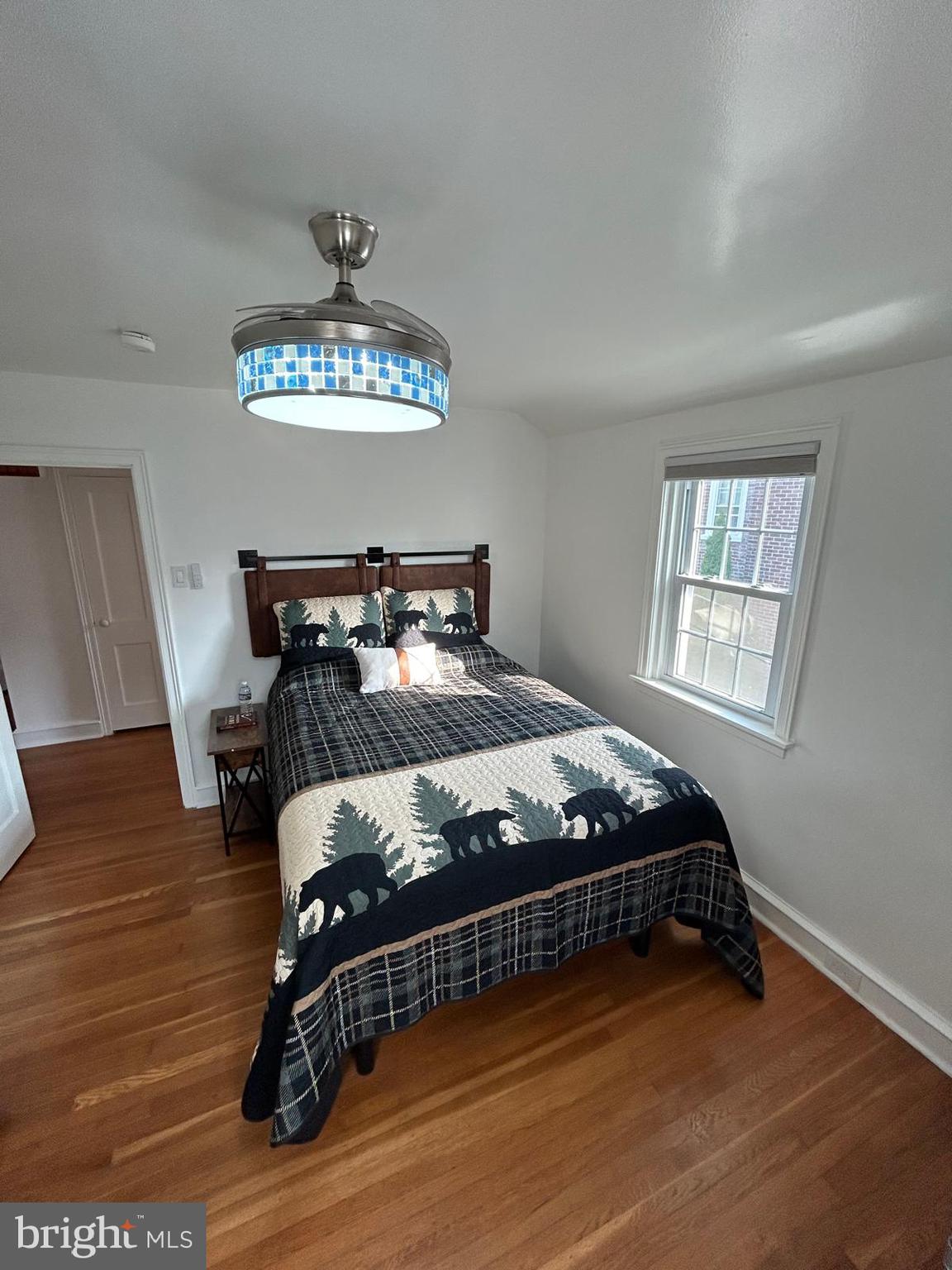 1407 SUFFOLK LANE