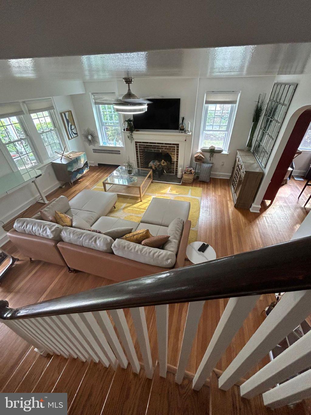 1407 SUFFOLK LANE