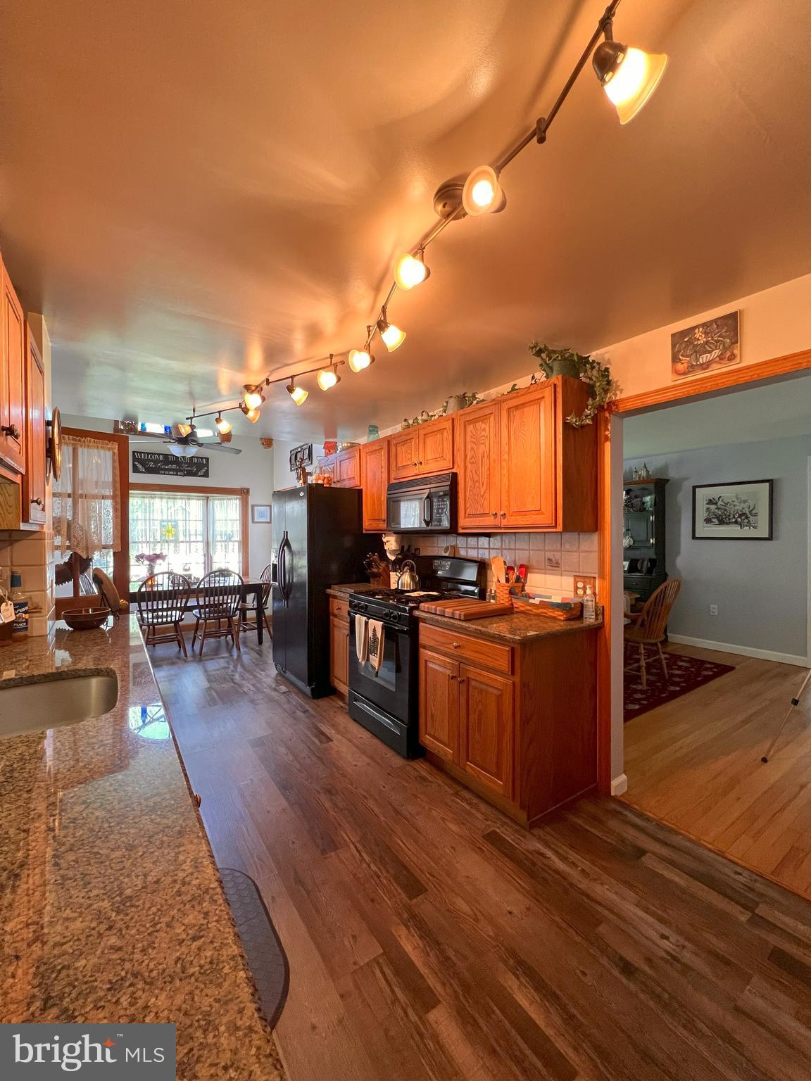 251 LAWNTON ROAD