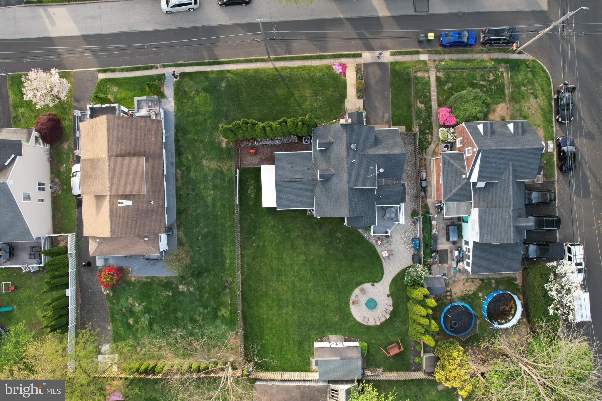 251 LAWNTON ROAD