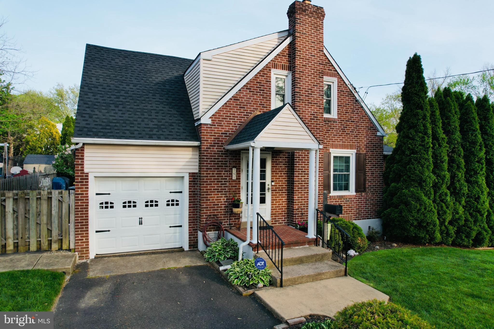 251 LAWNTON ROAD