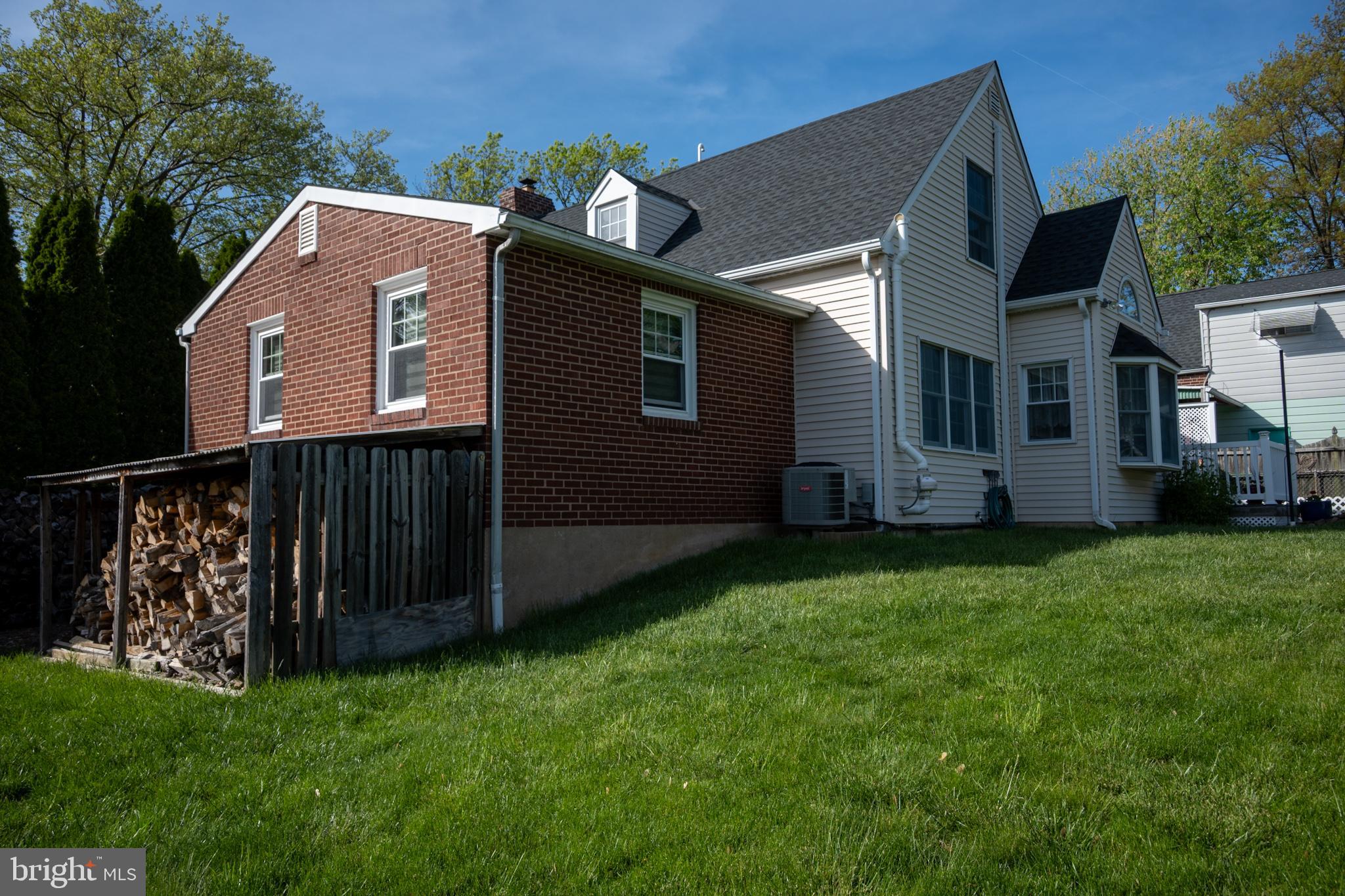 251 LAWNTON ROAD
