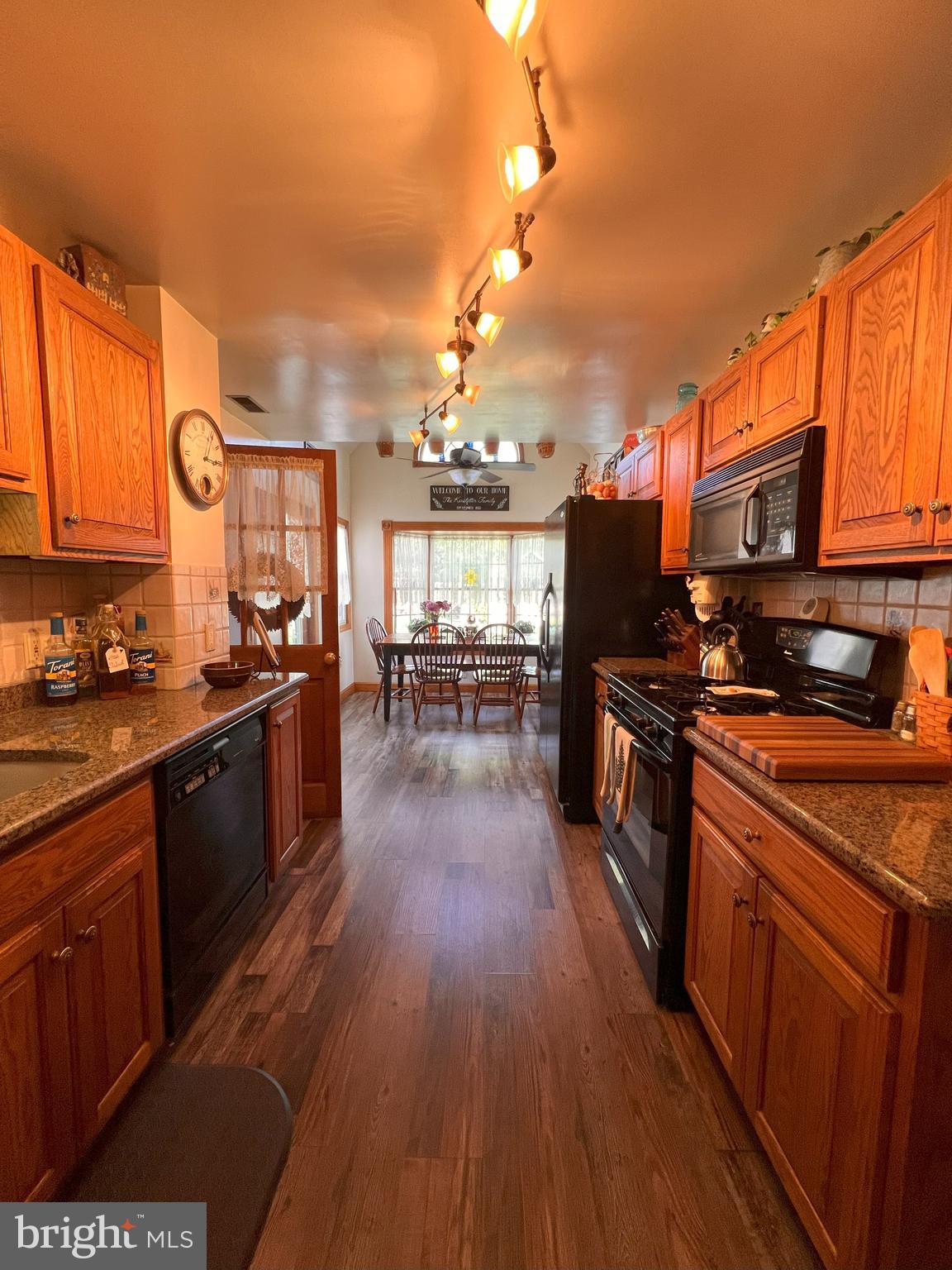 251 LAWNTON ROAD