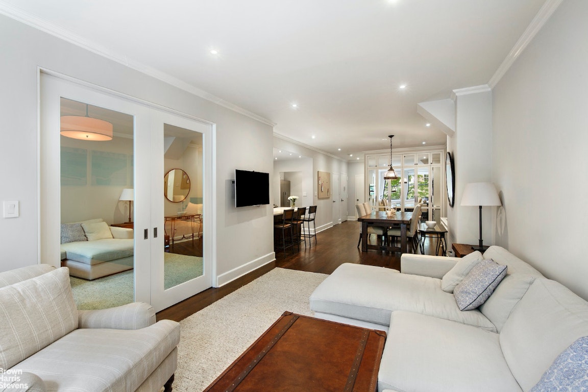 18 E 12TH Street 2A
