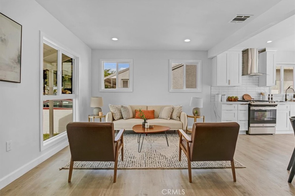 14348 Dartmoor Avenue